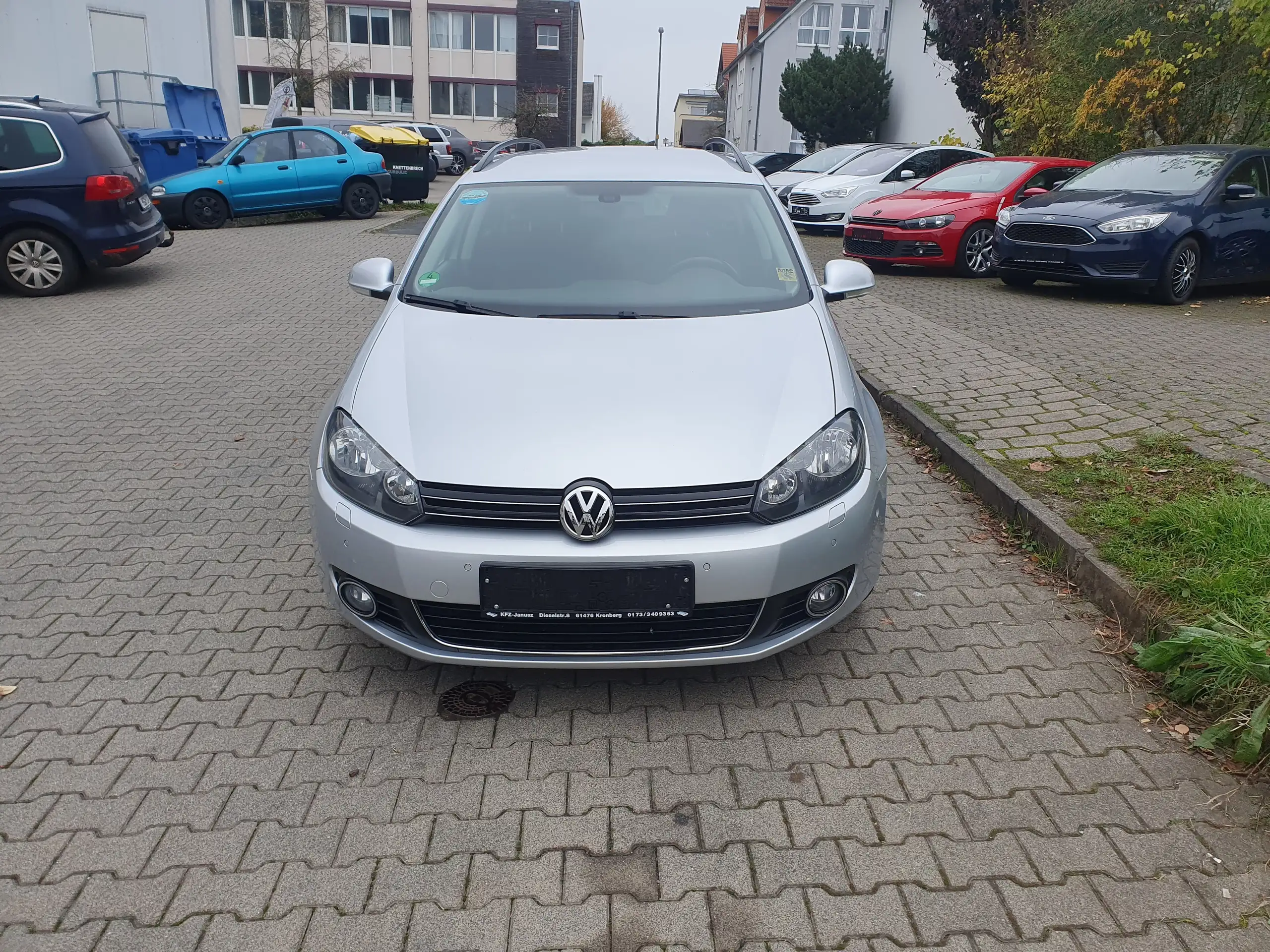 Volkswagen - Golf Variant