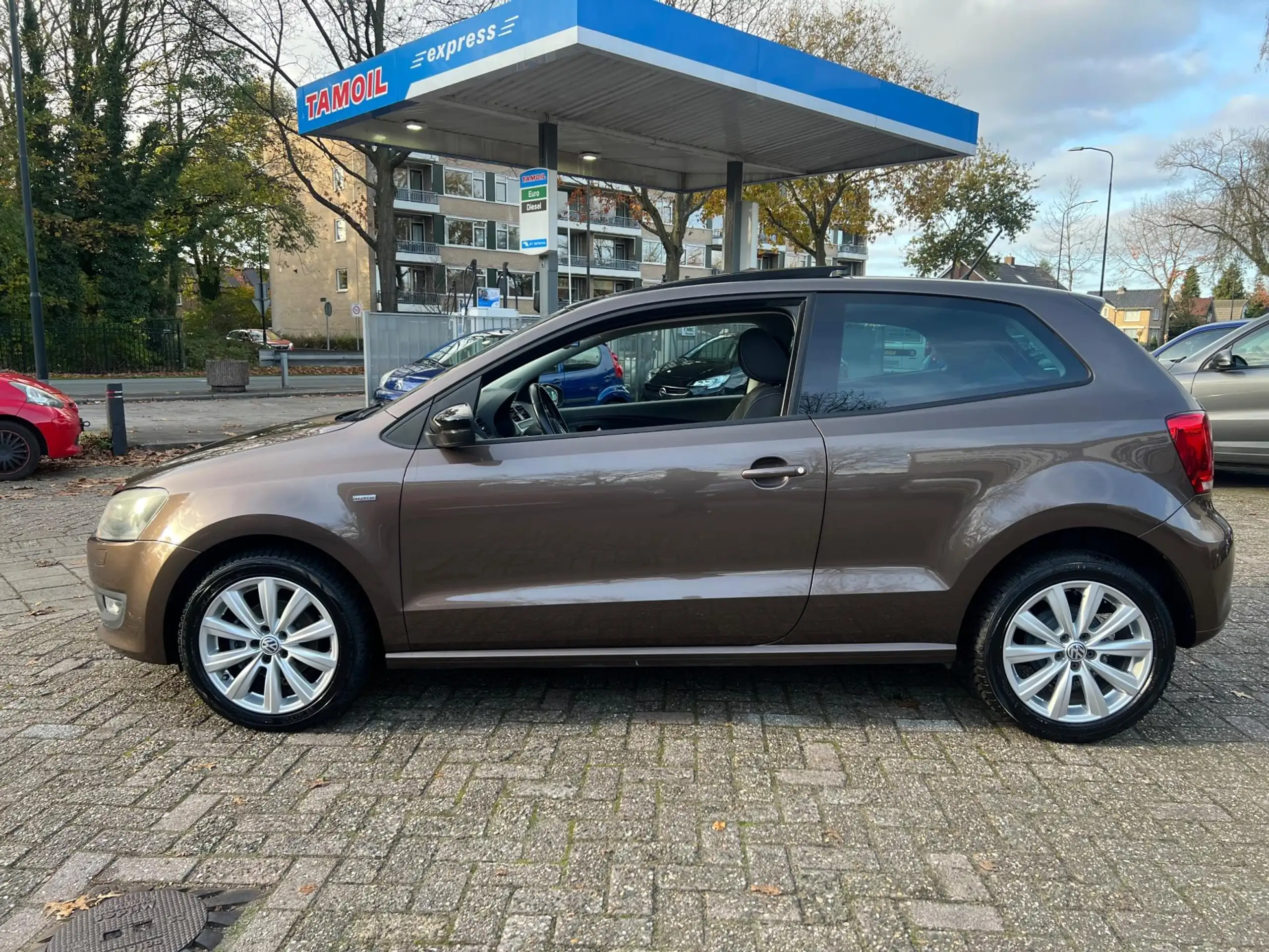 Volkswagen - Polo