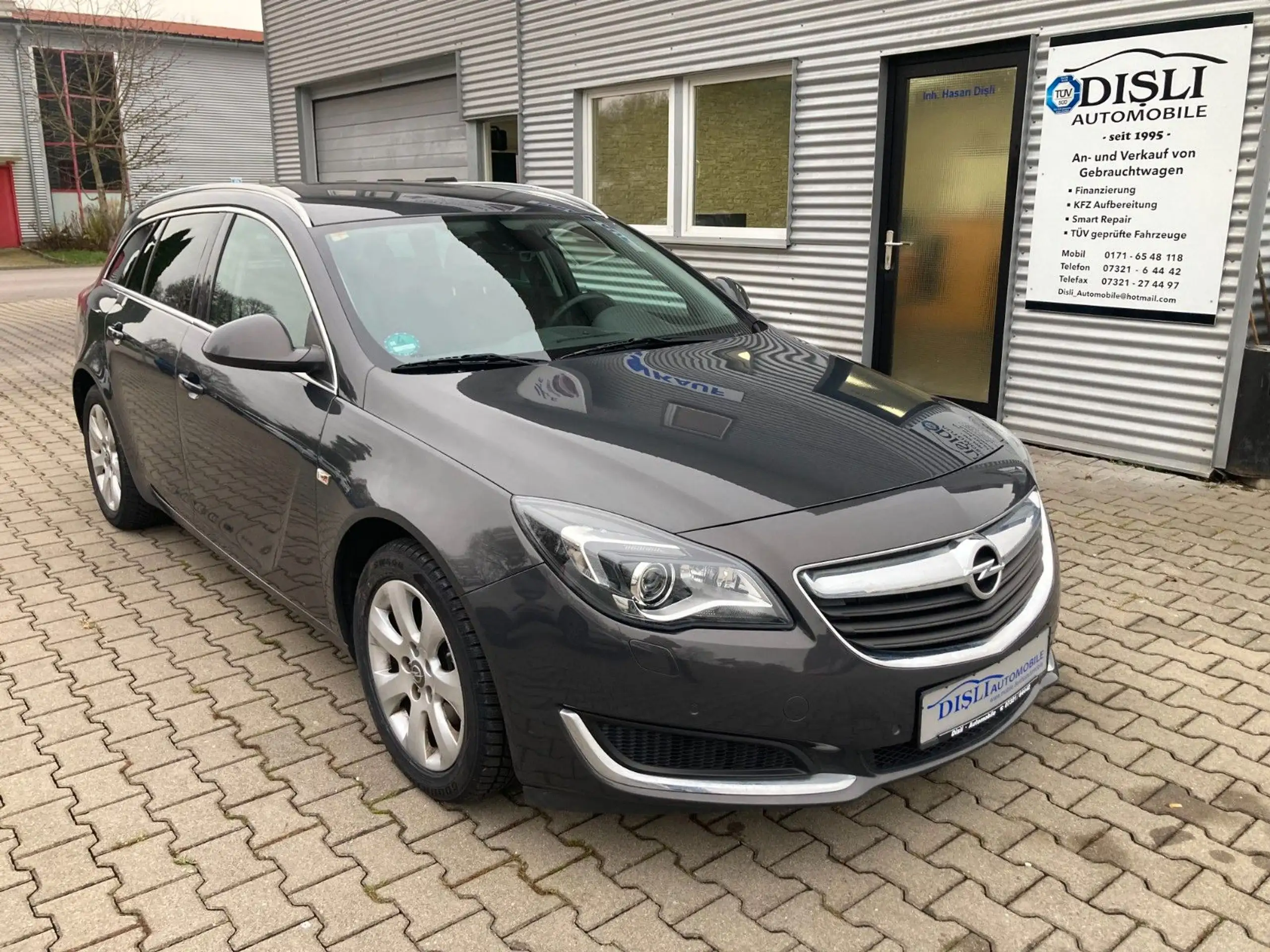 Opel - Insignia