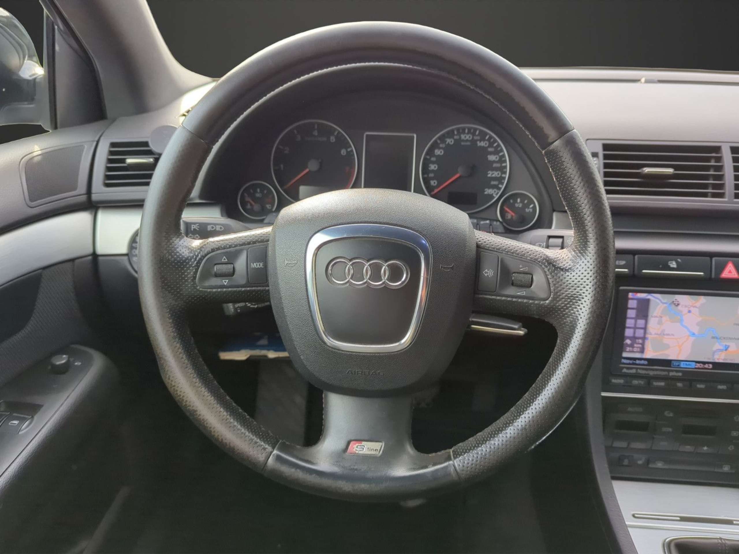 Audi - A4