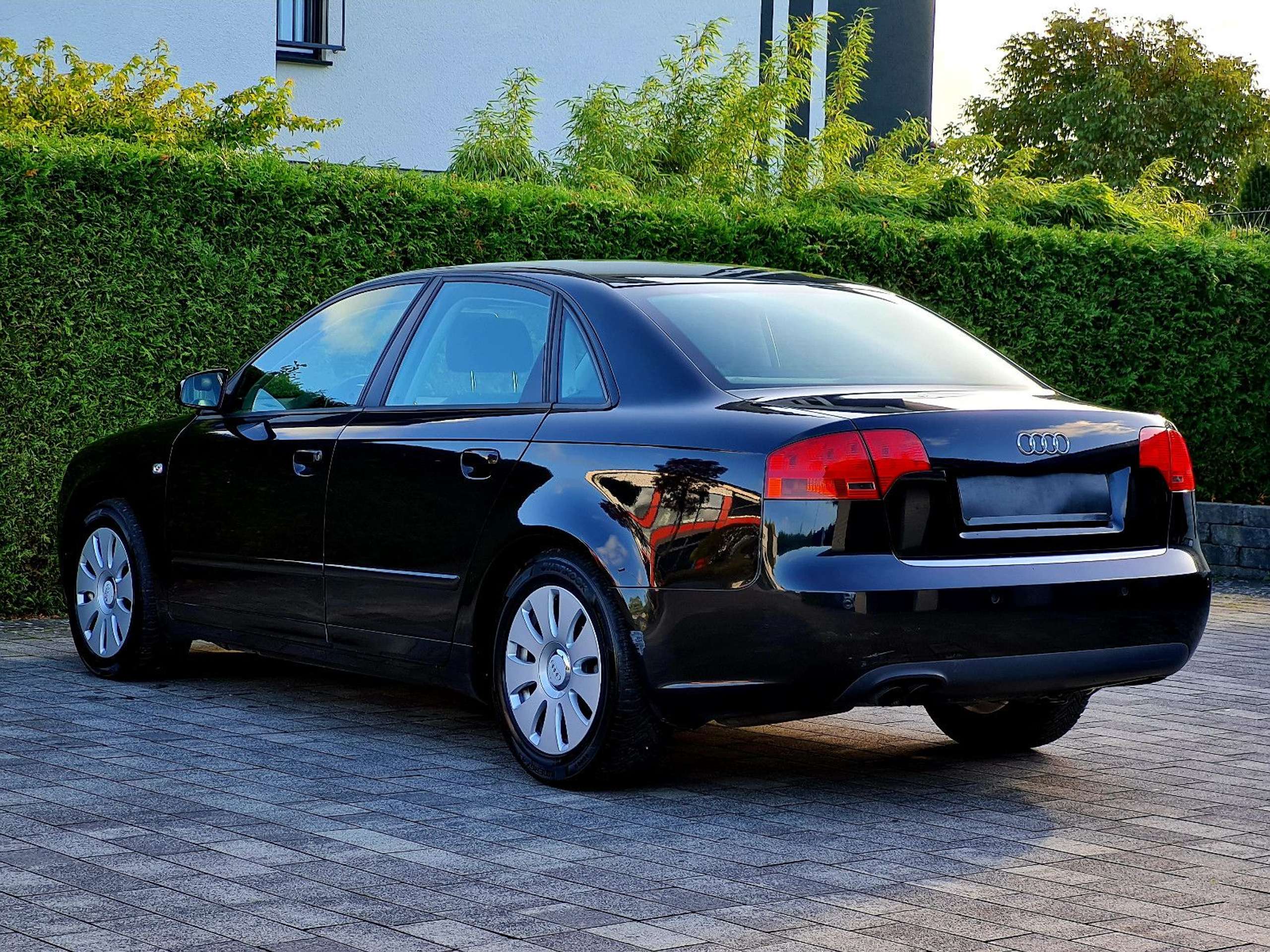 Audi - A4