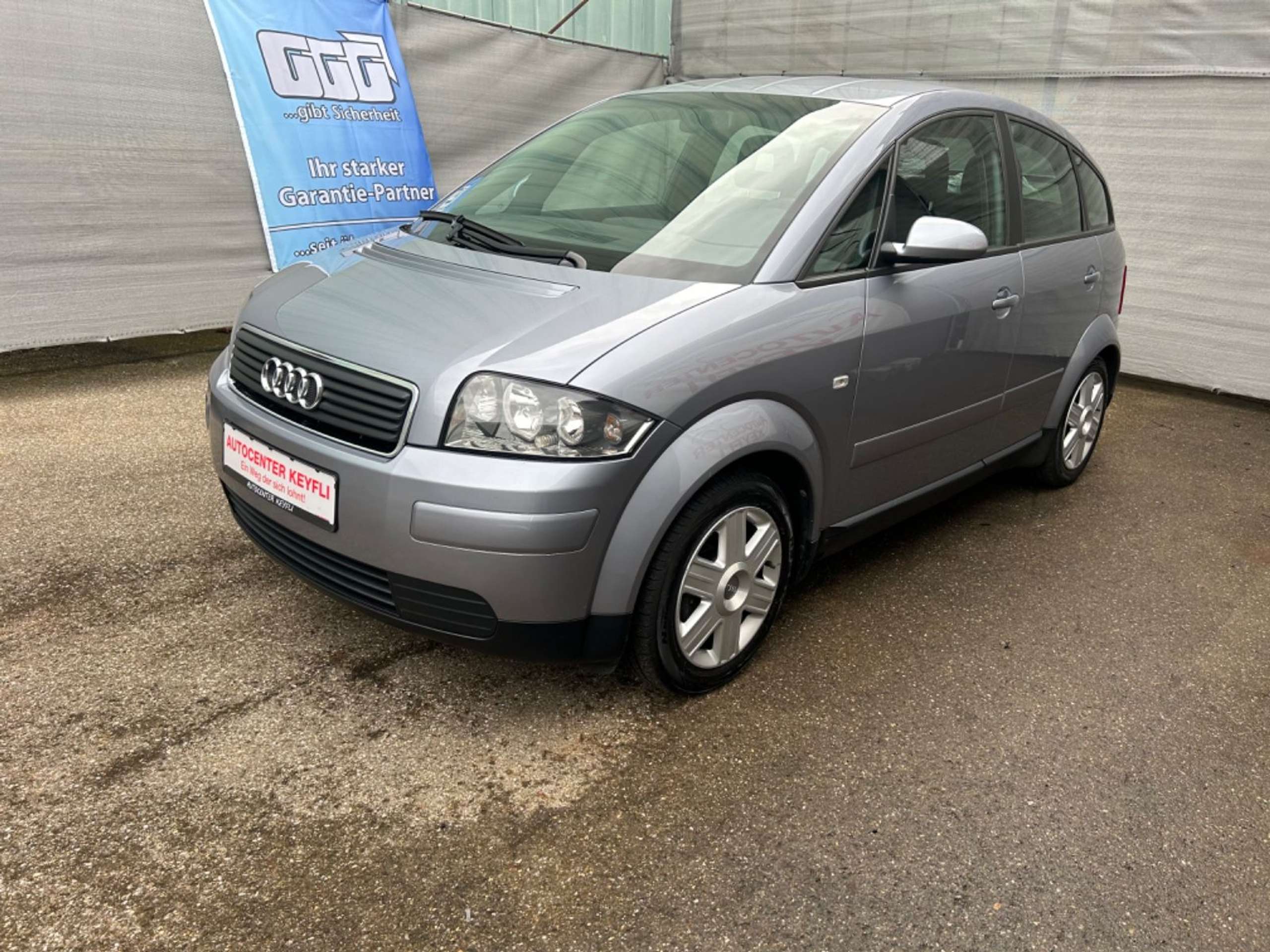 Audi - A2