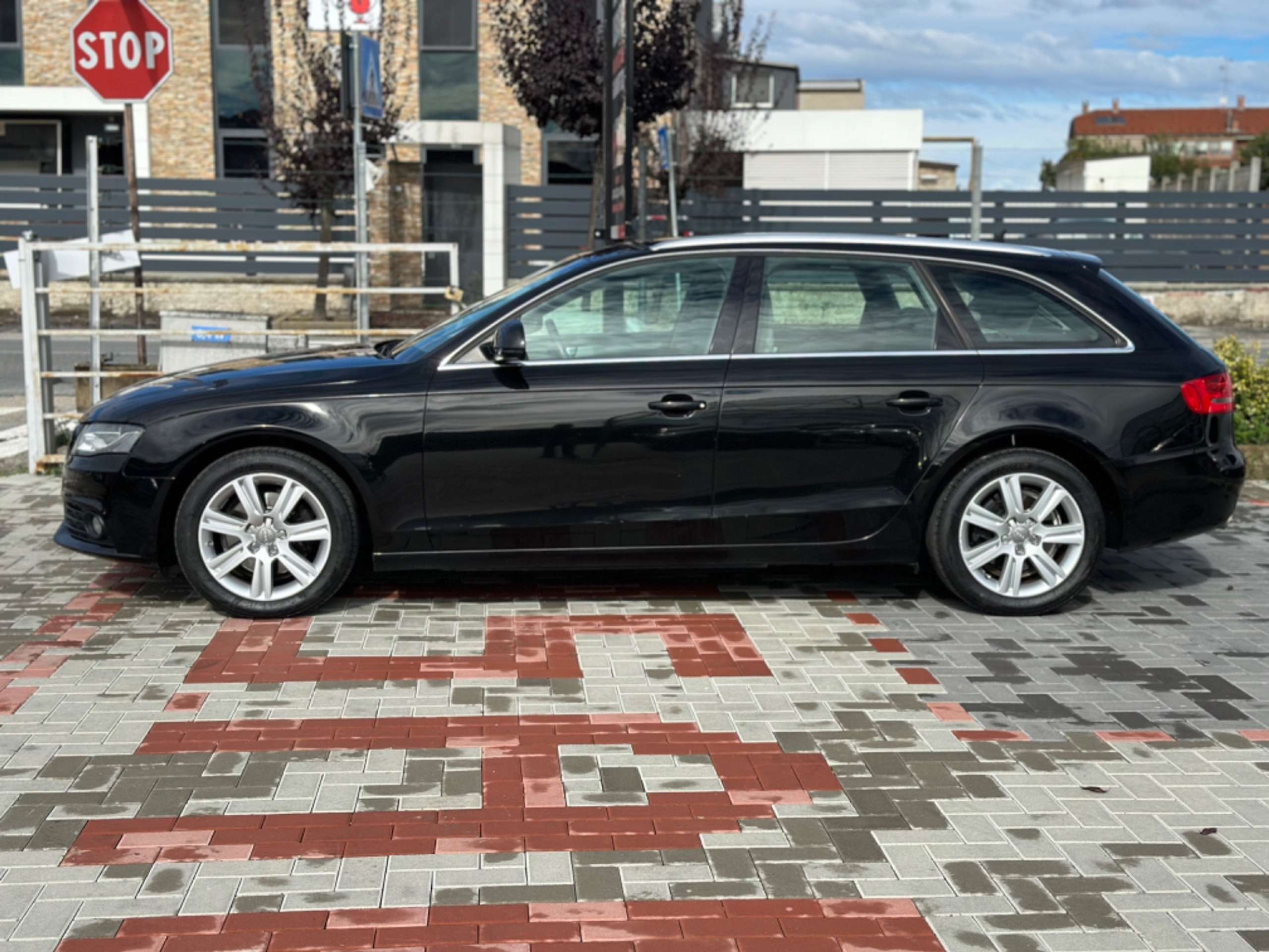 Audi - A4