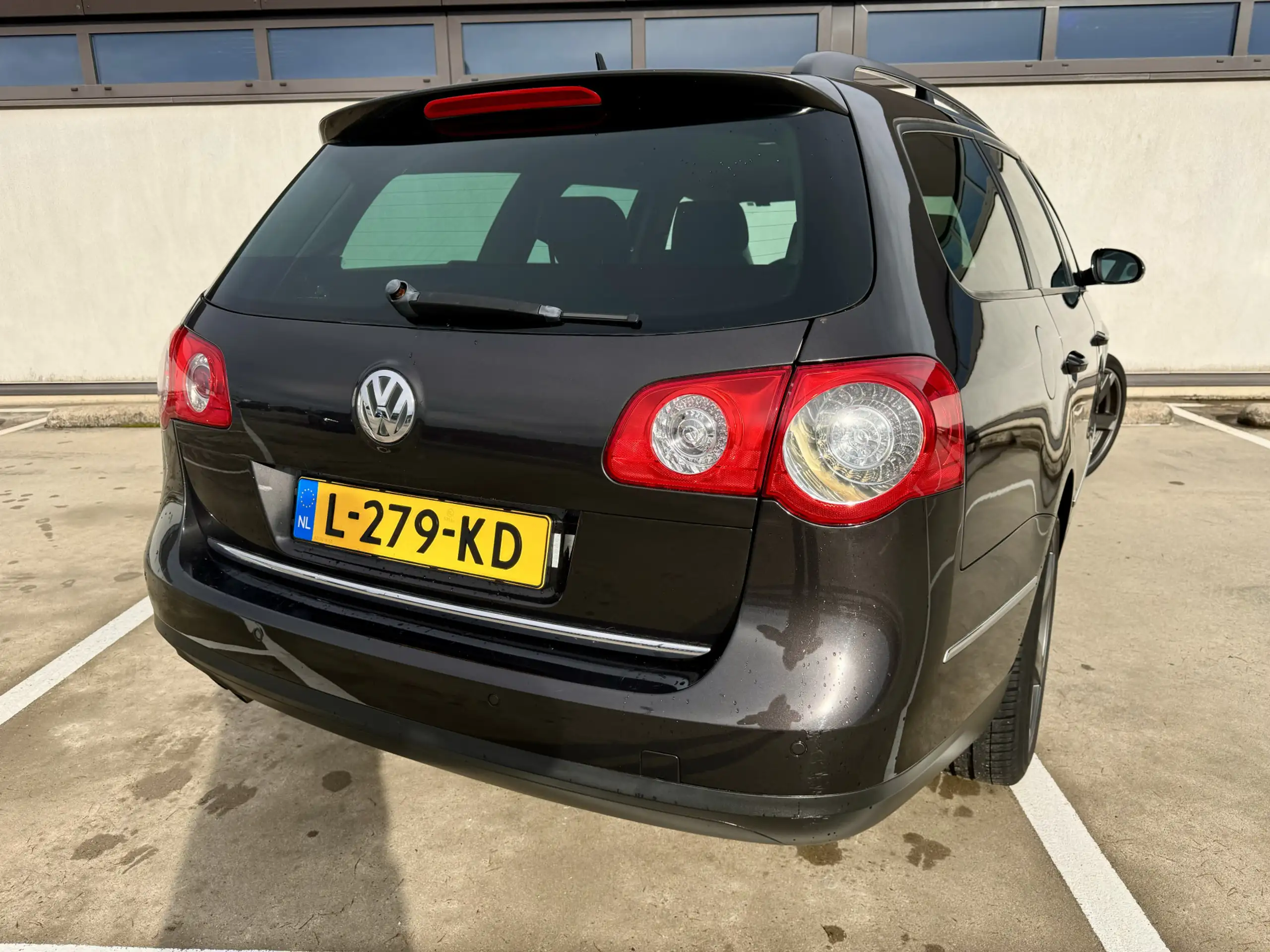 Volkswagen - Passat Variant