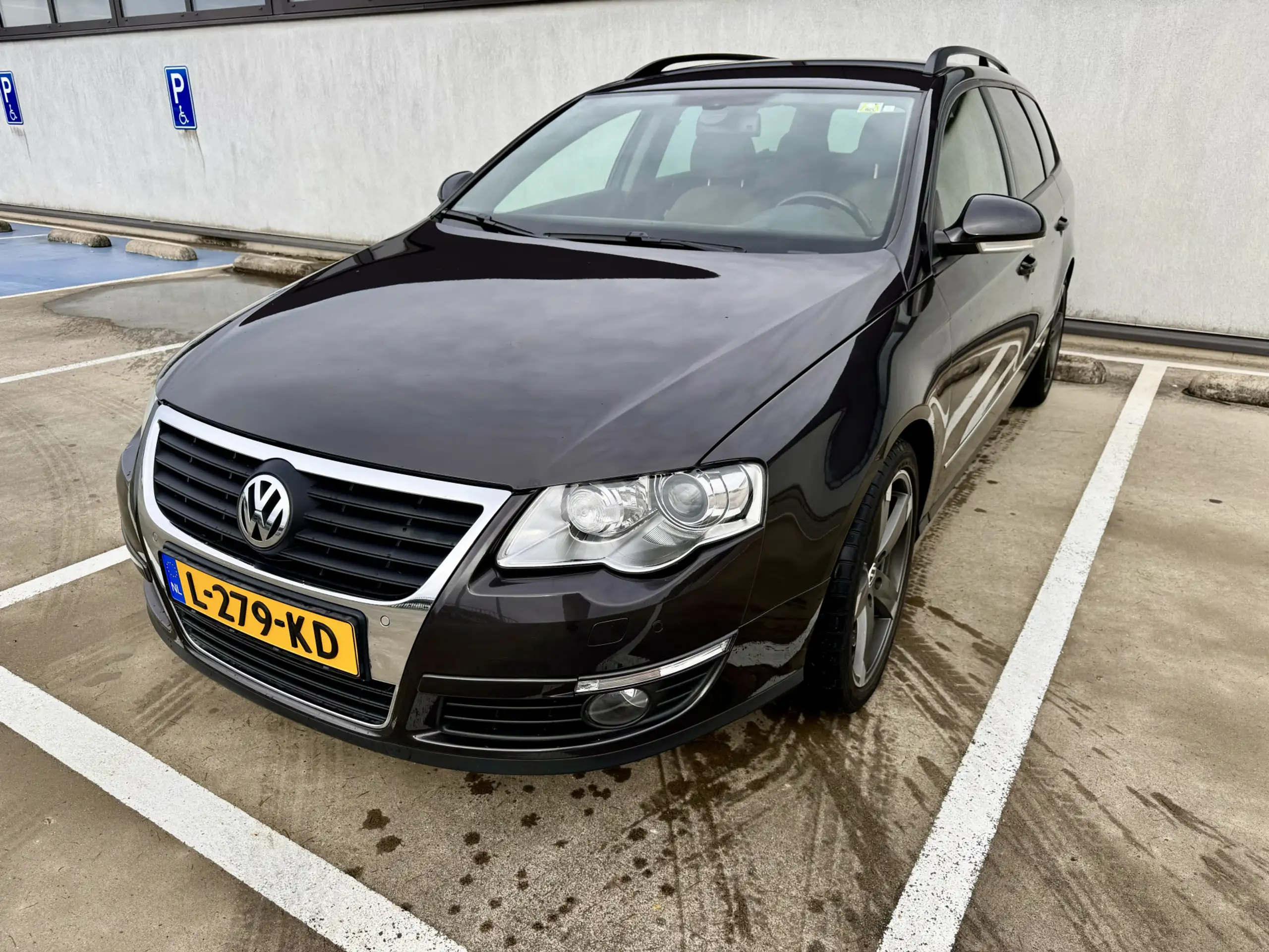 Volkswagen - Passat Variant