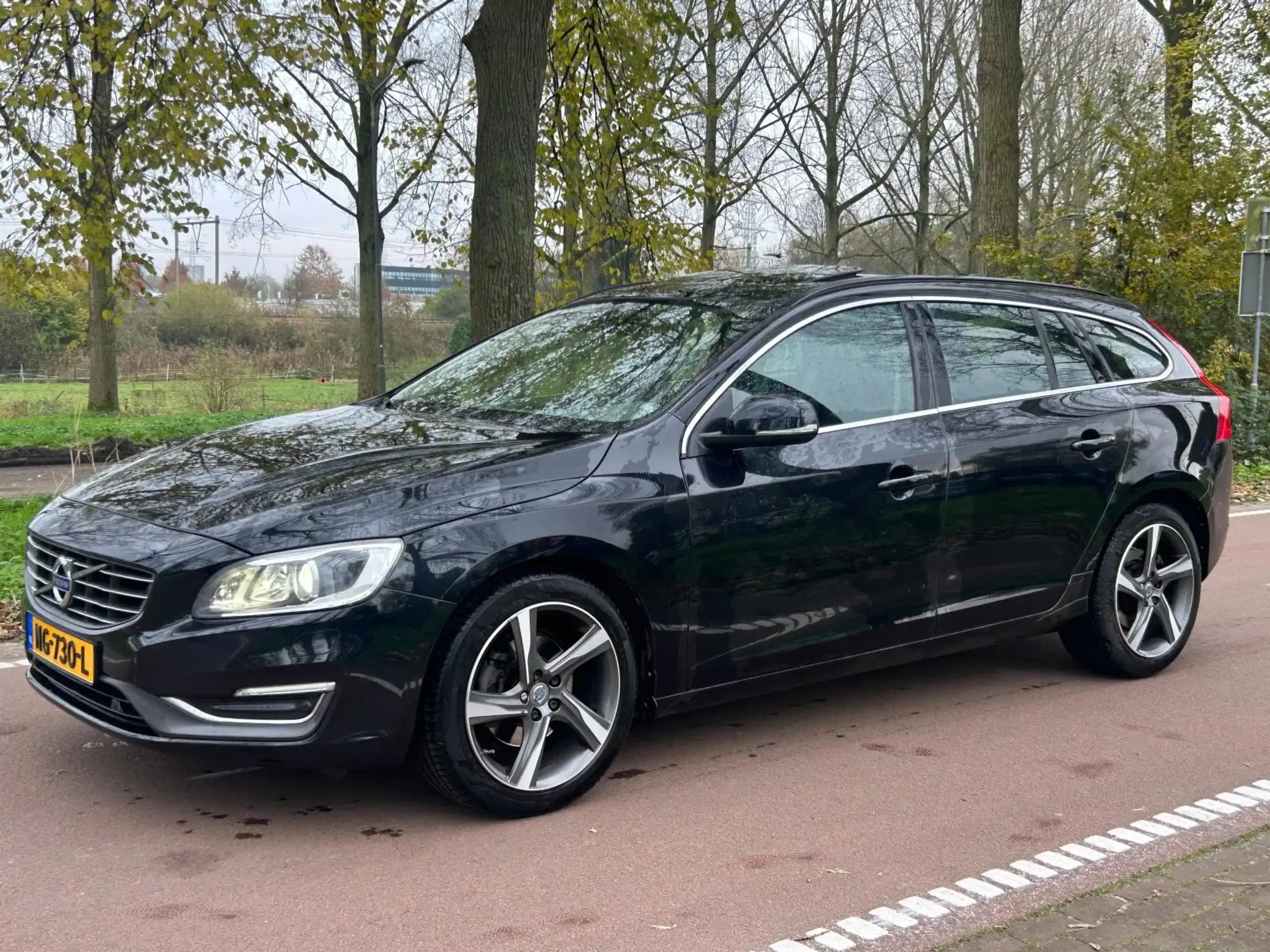 Volvo - V60