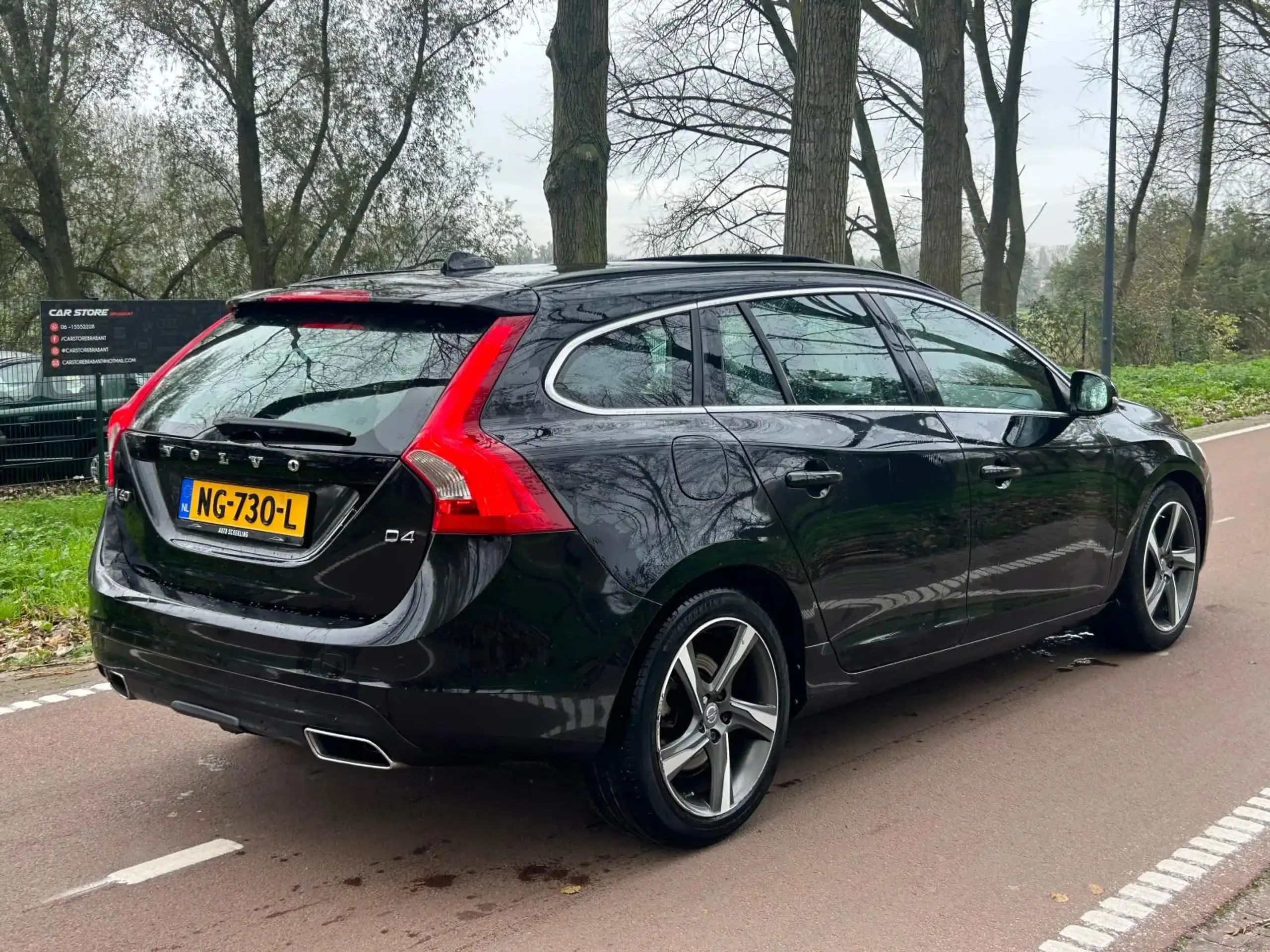 Volvo - V60