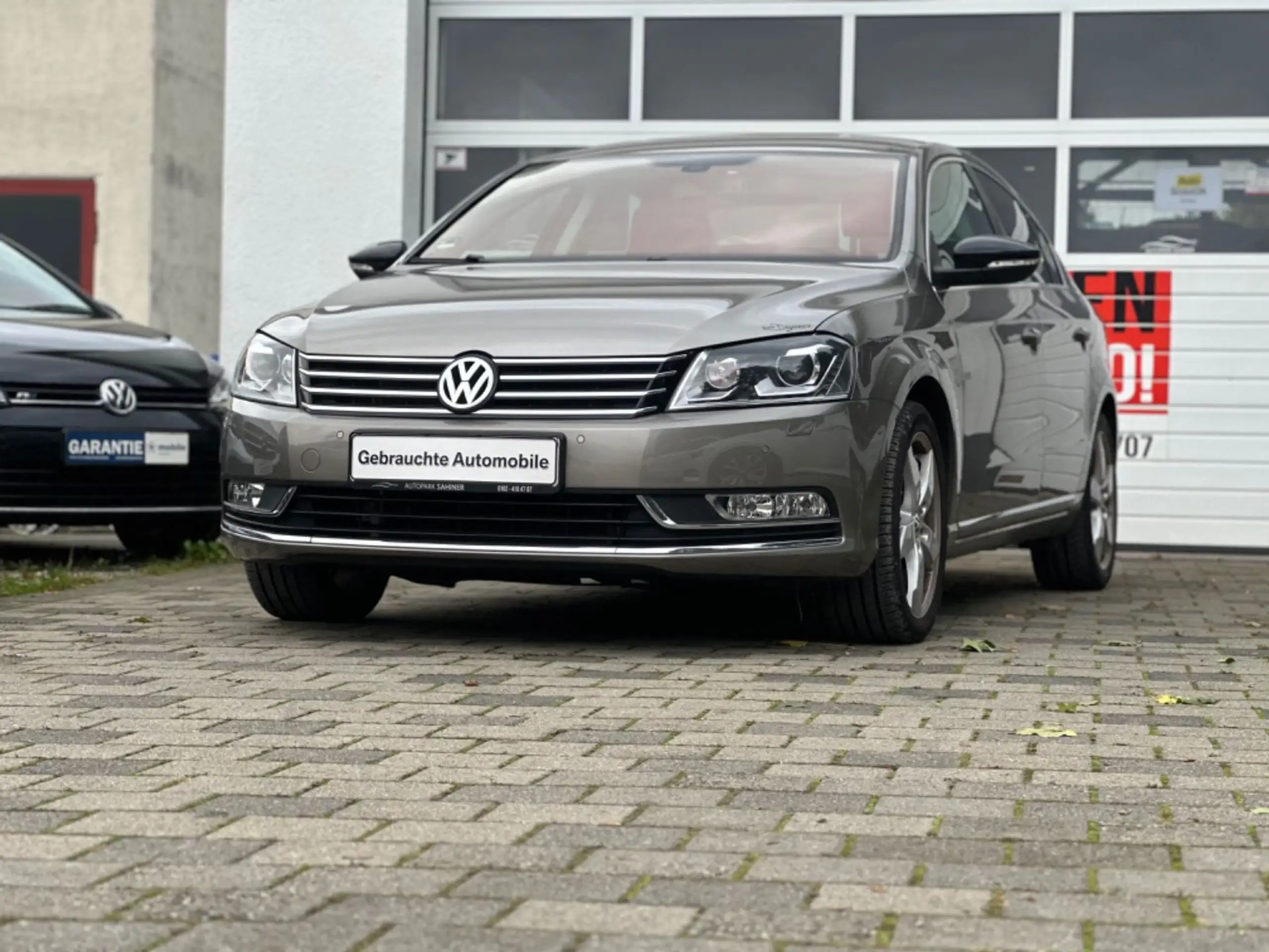 Volkswagen - Passat