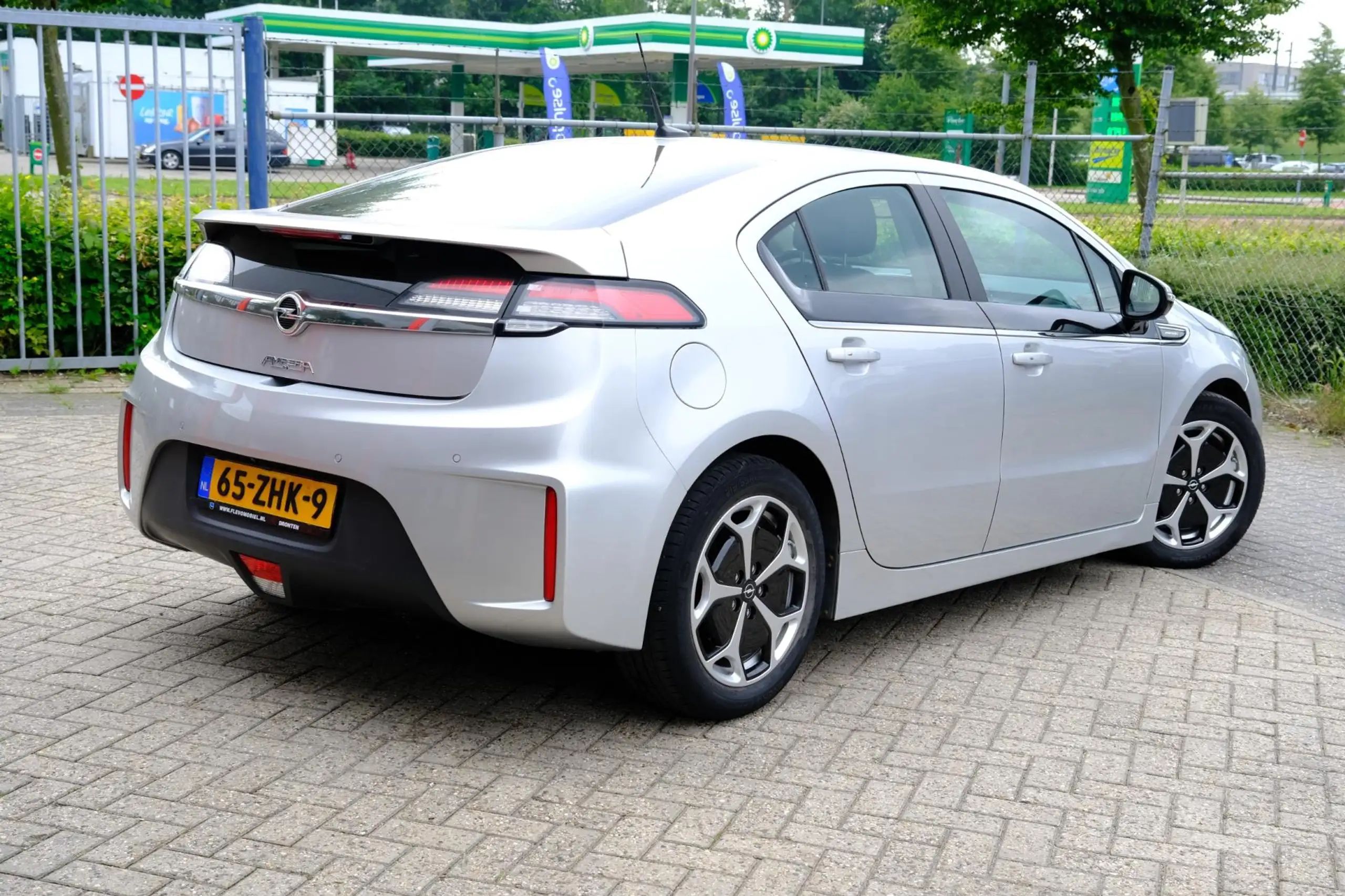 Opel - Ampera