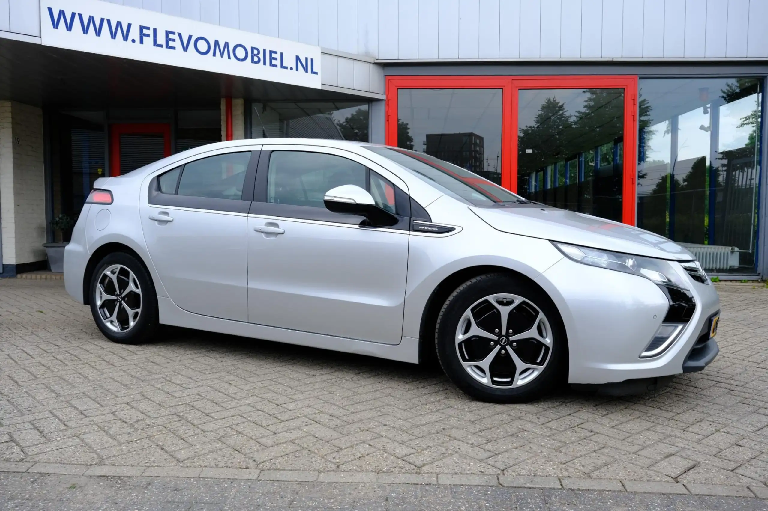 Opel - Ampera