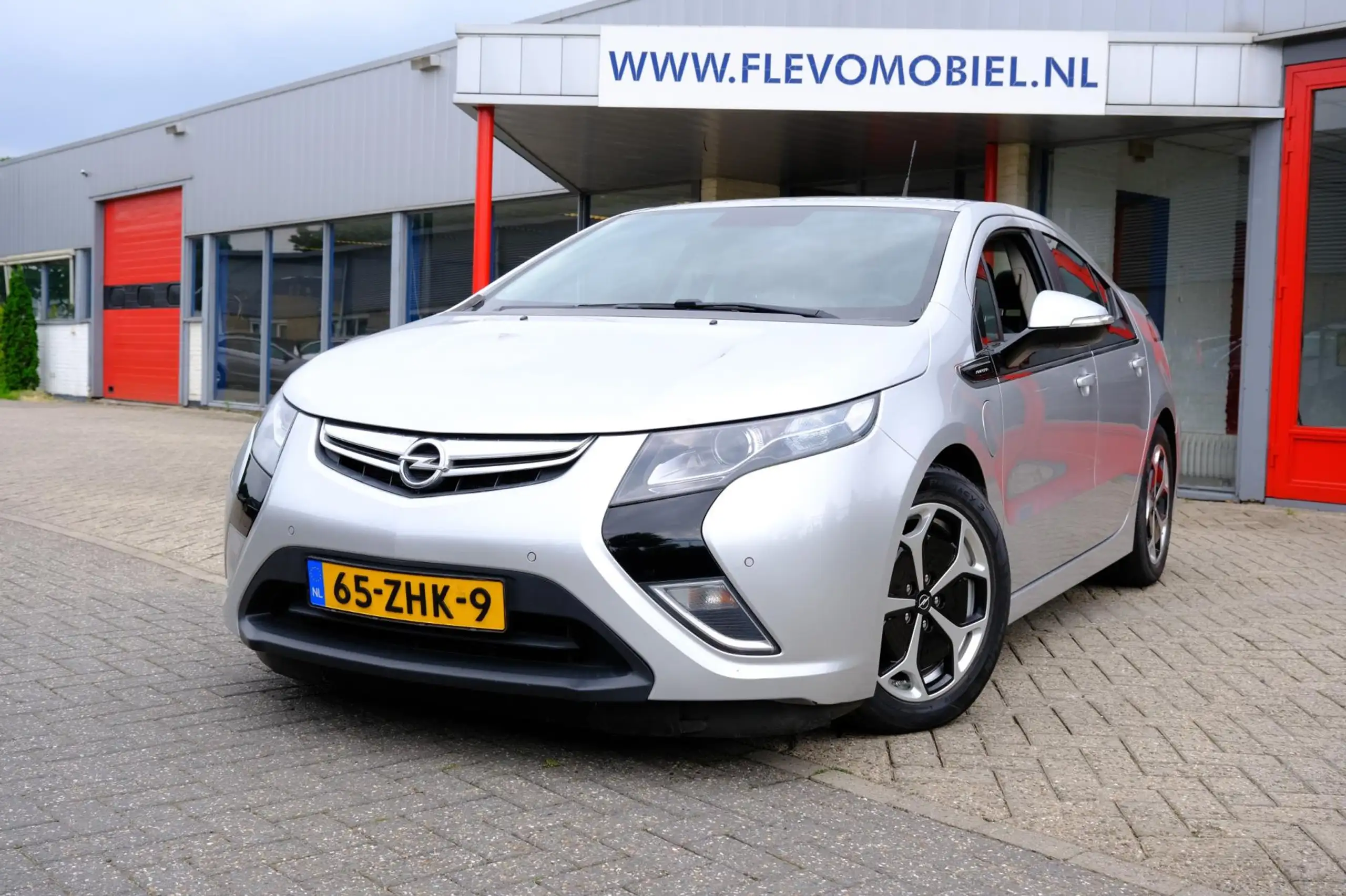 Opel - Ampera