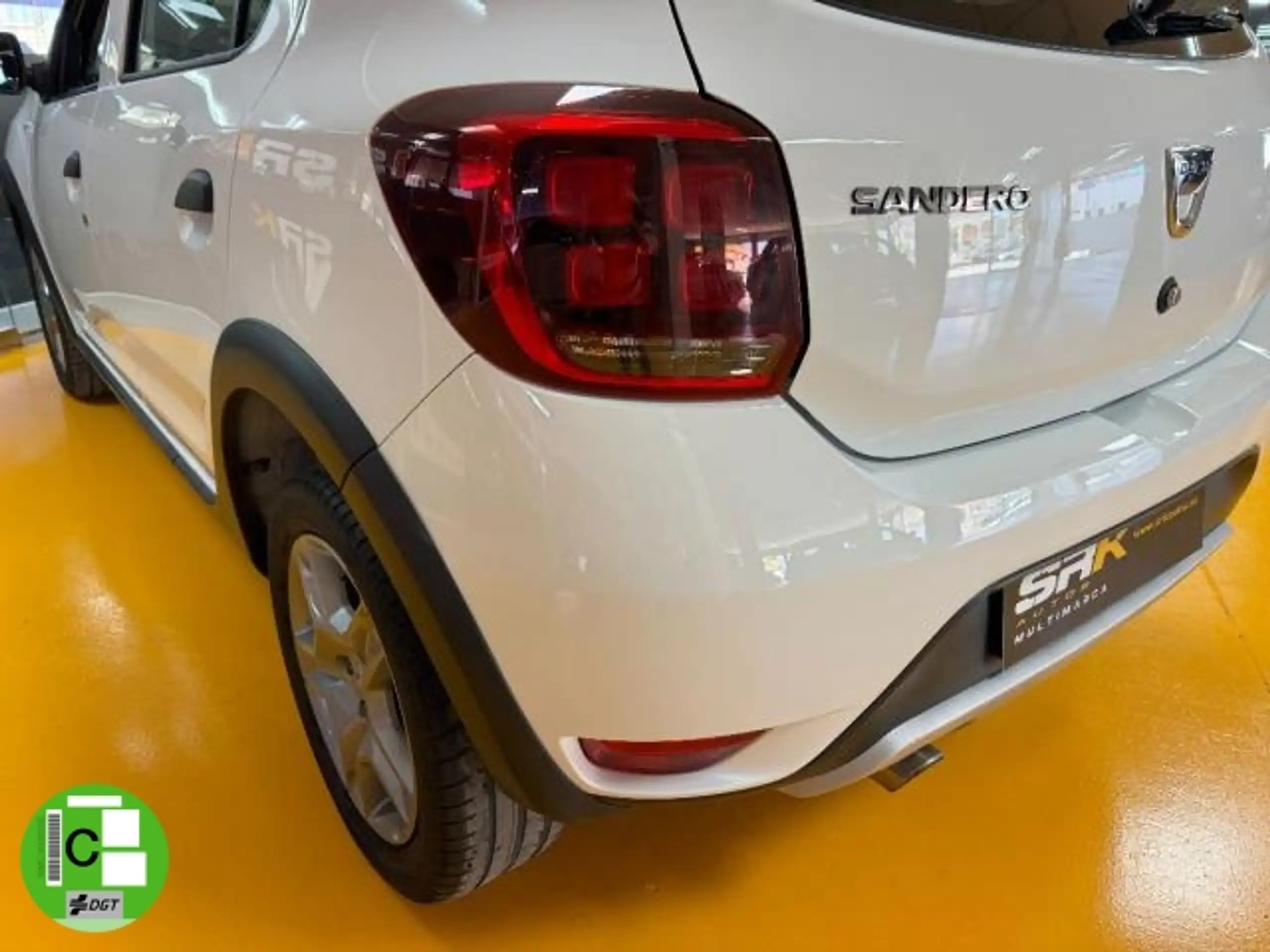 Dacia - Sandero