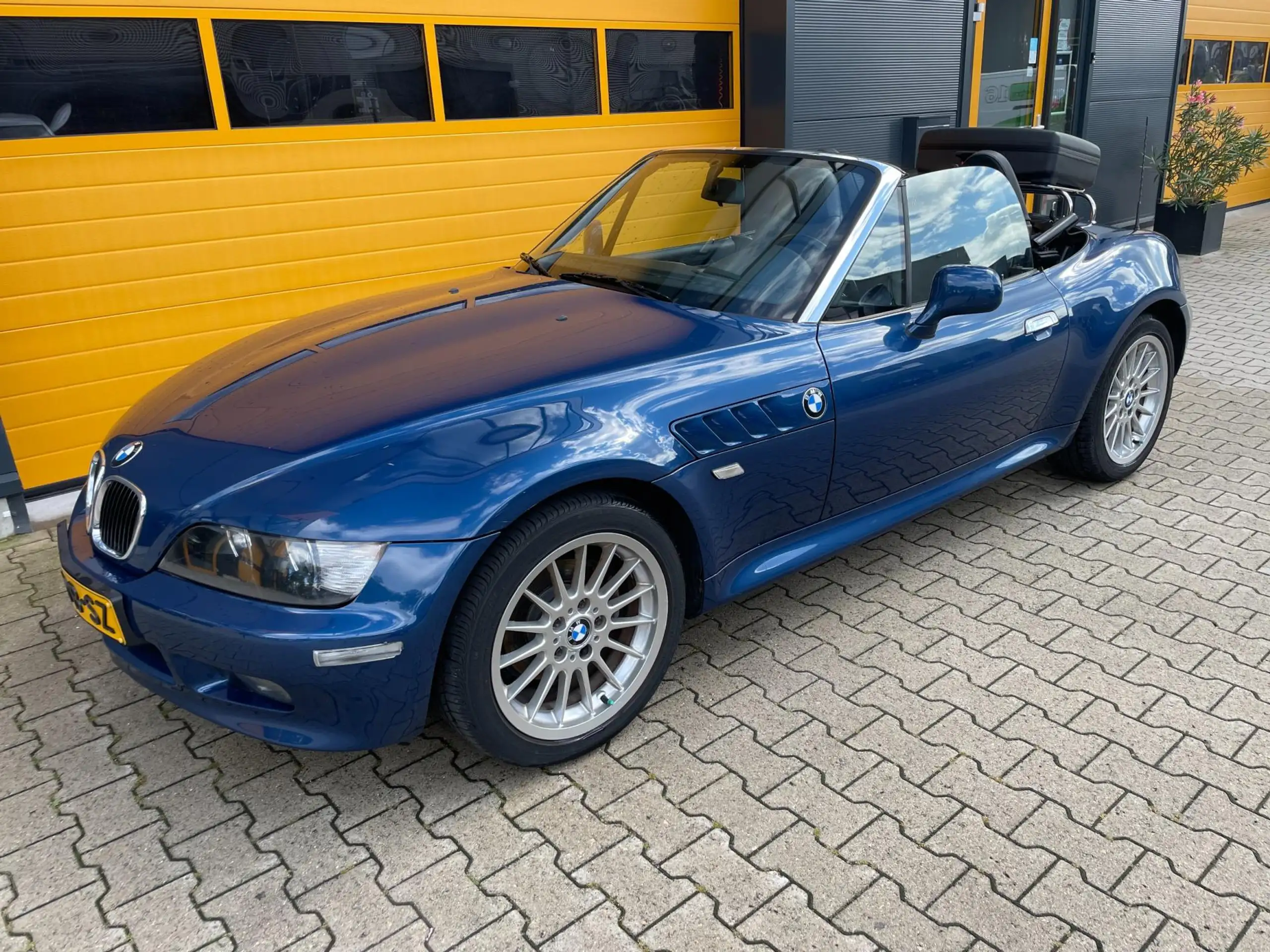 BMW - Z3