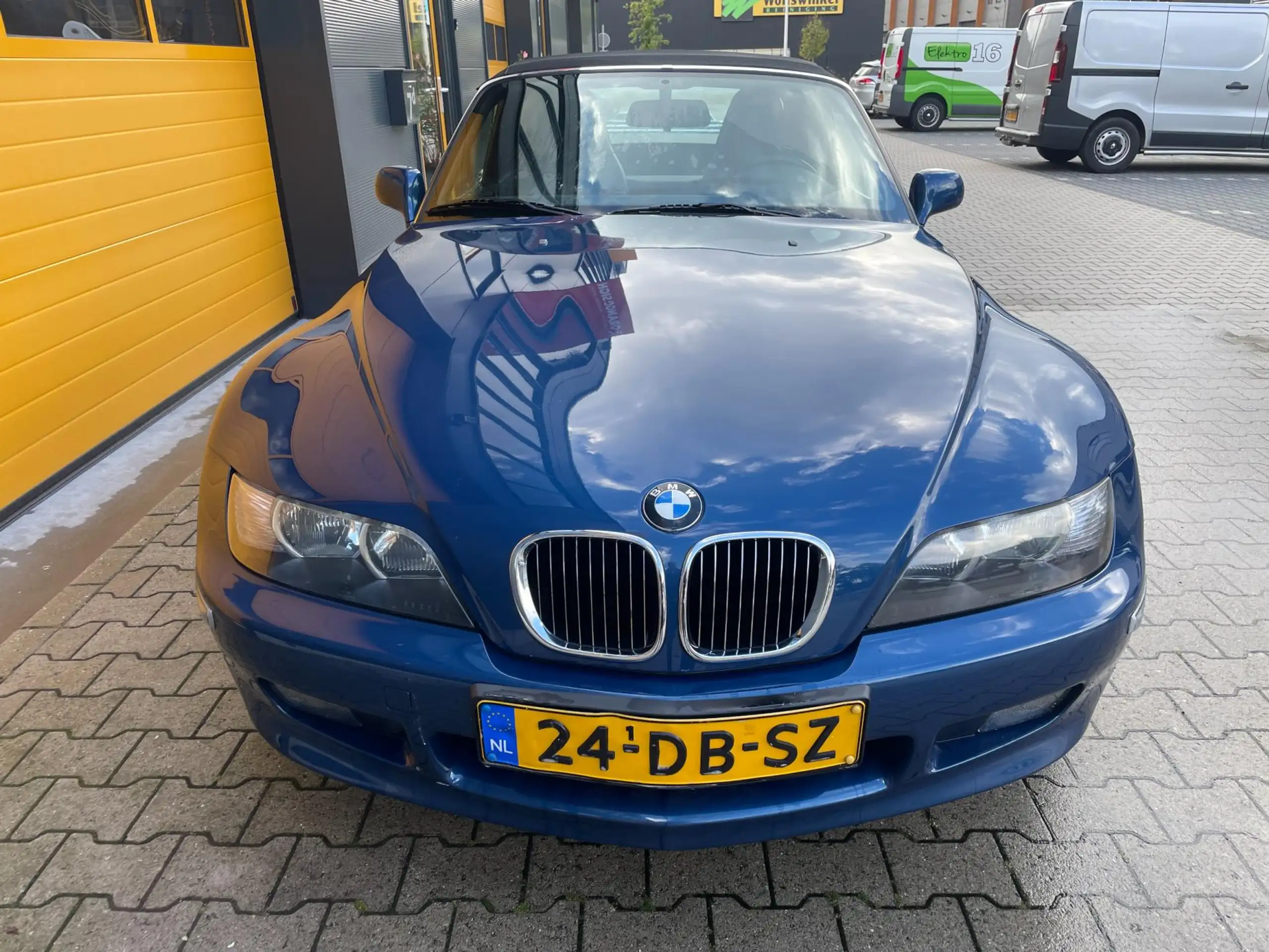 BMW - Z3