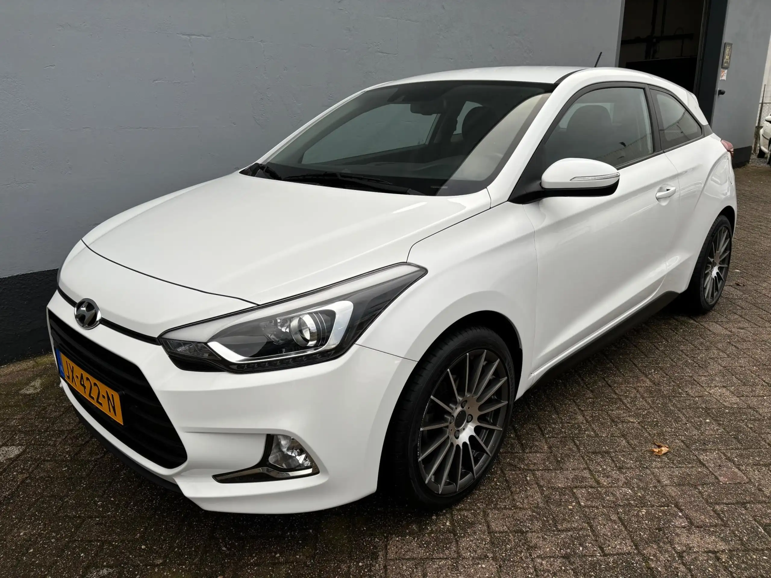 Hyundai - i20