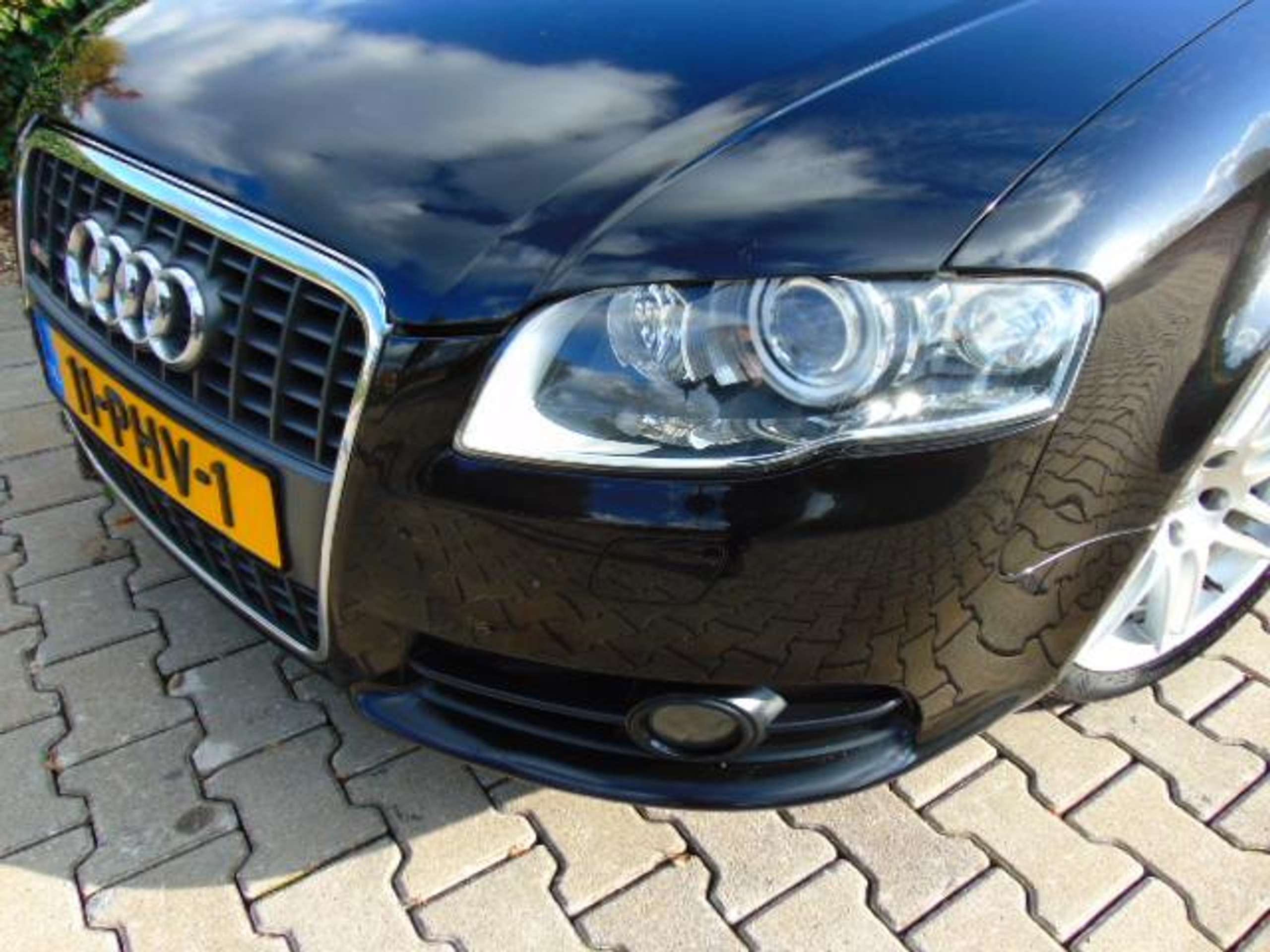 Audi - A4