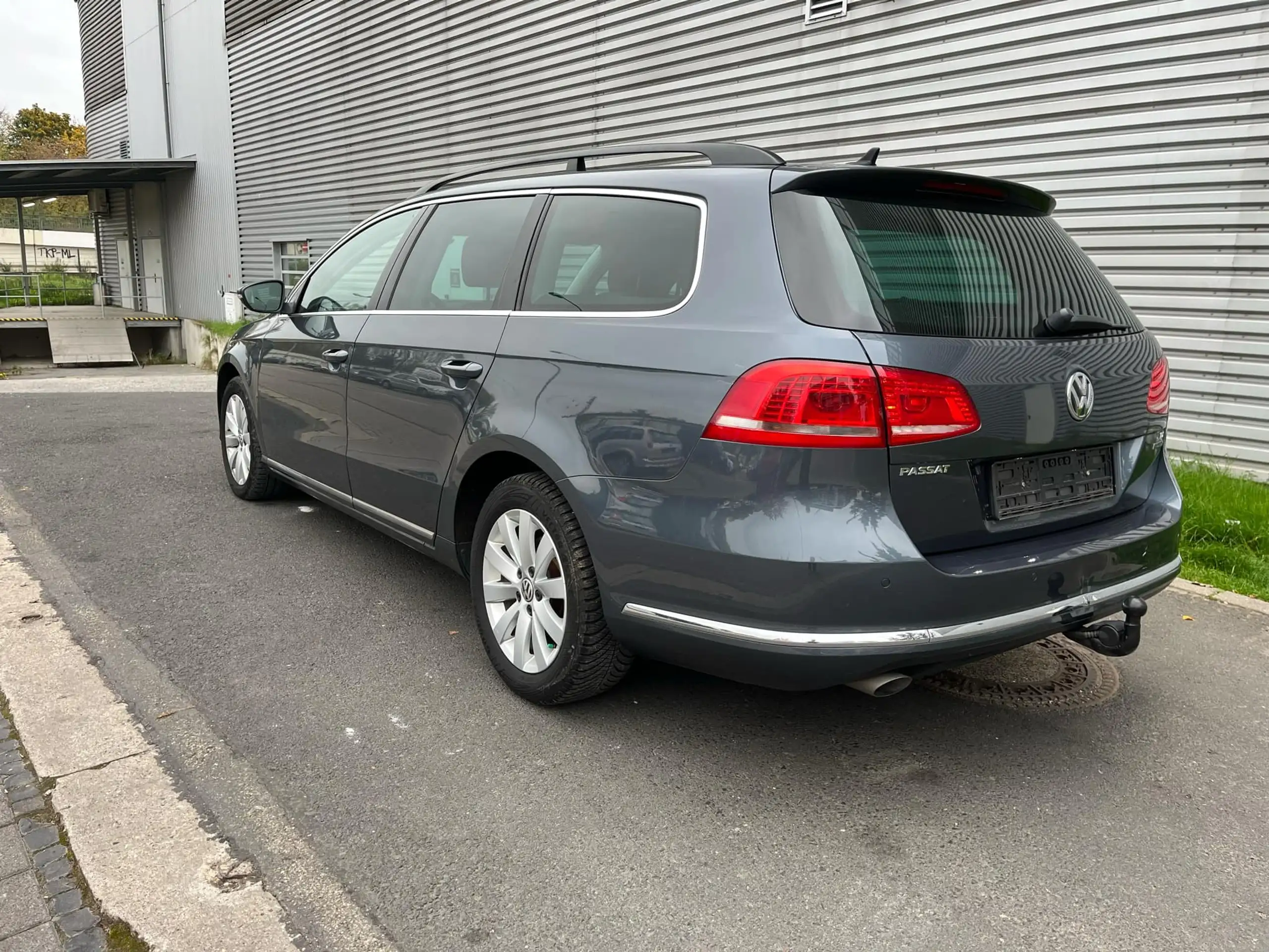 Volkswagen - Passat Variant