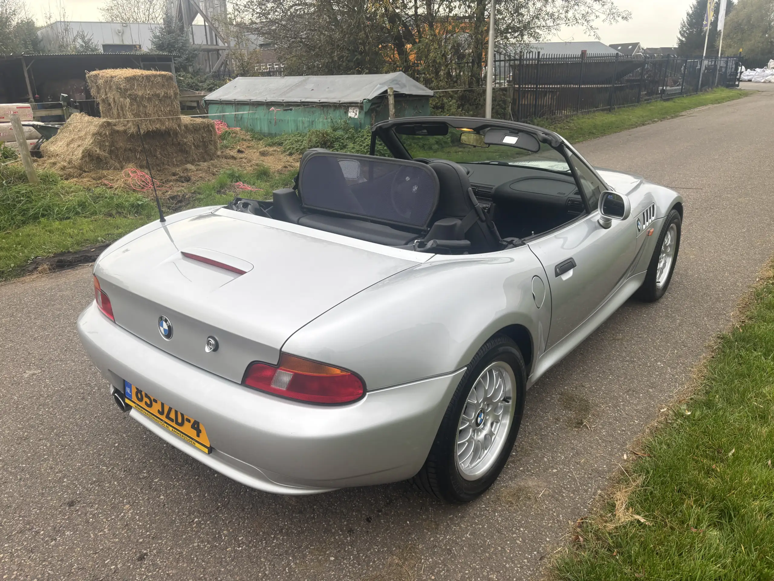 BMW - Z3