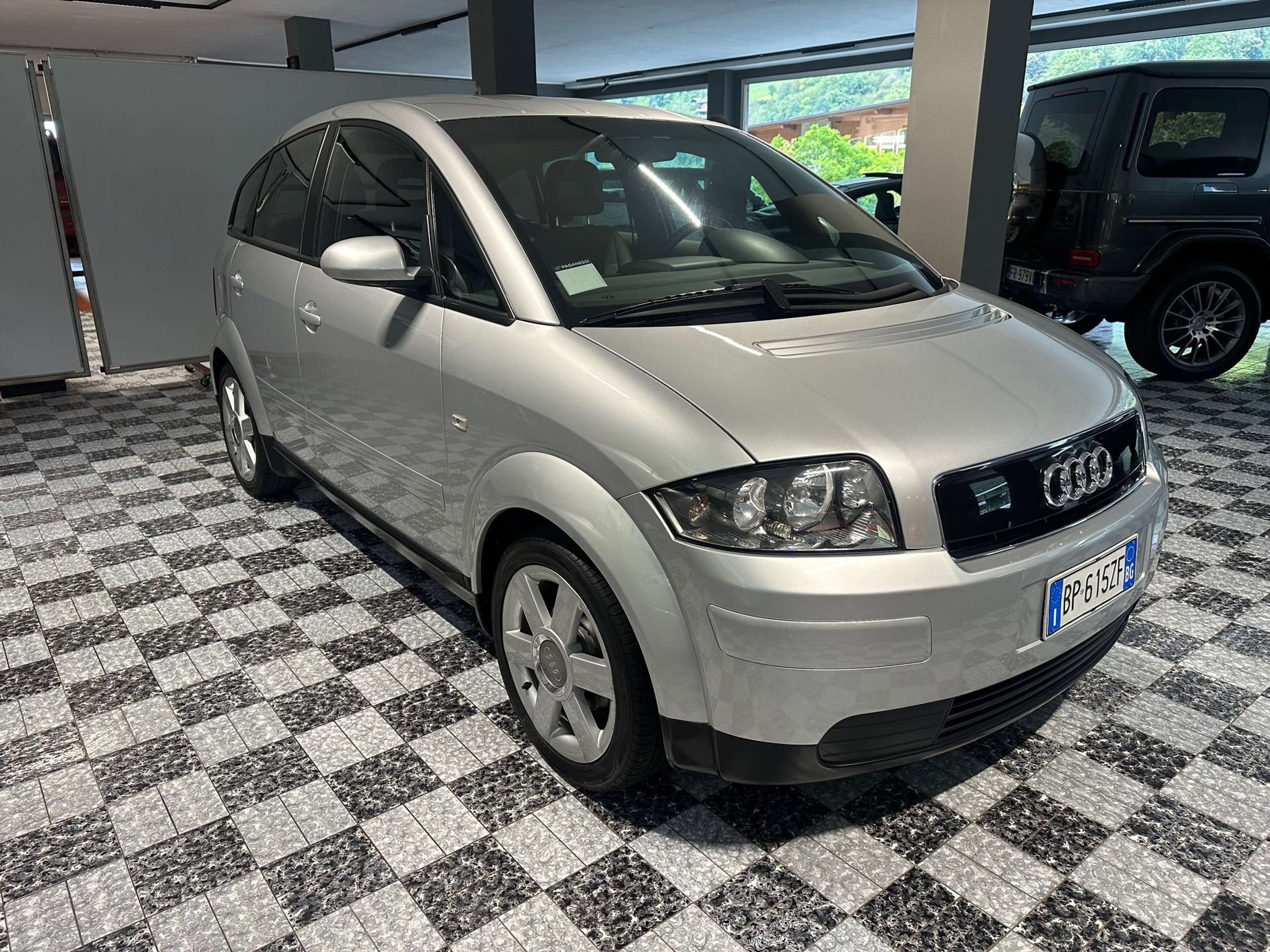 Audi - A2