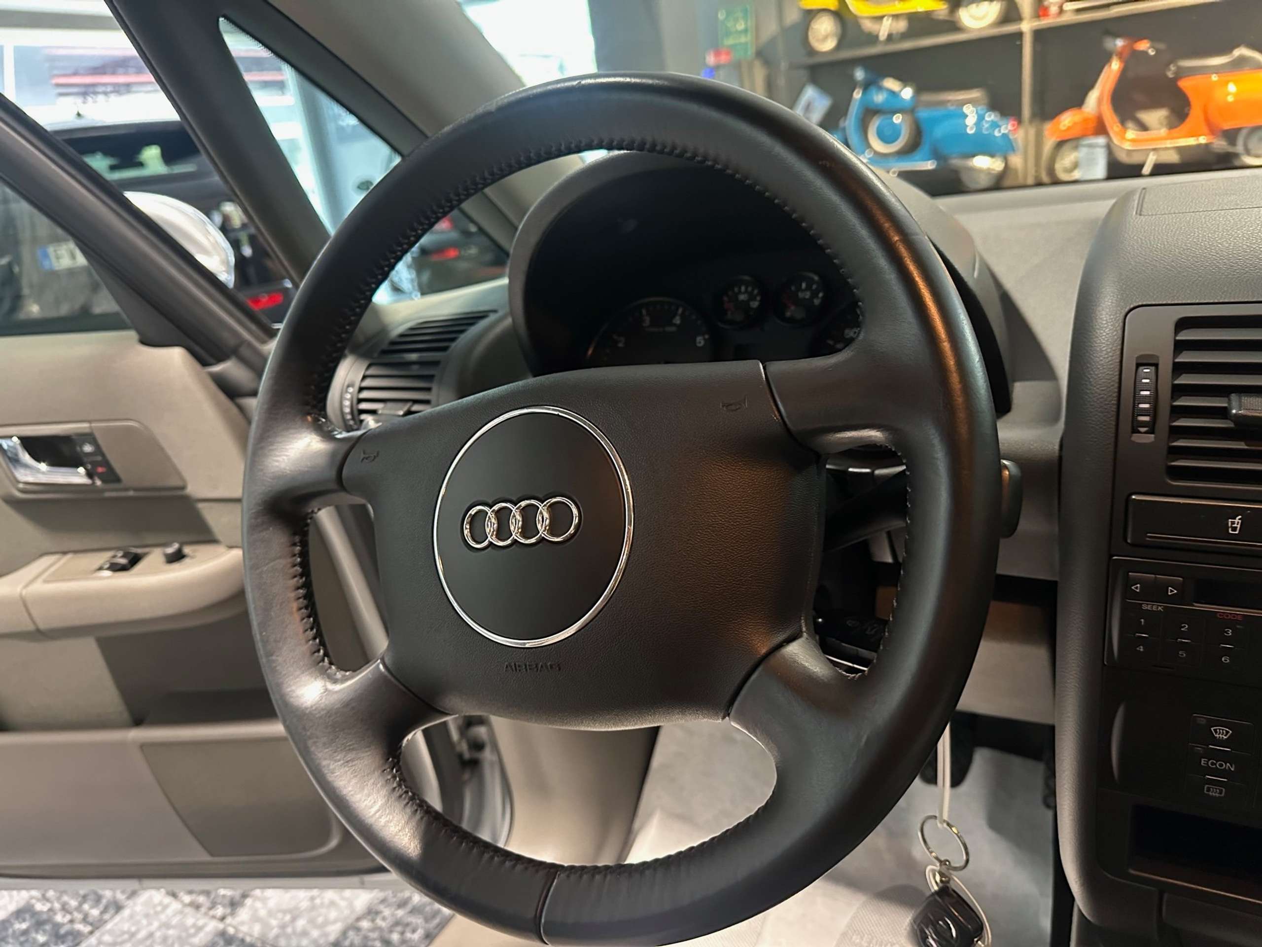 Audi - A2