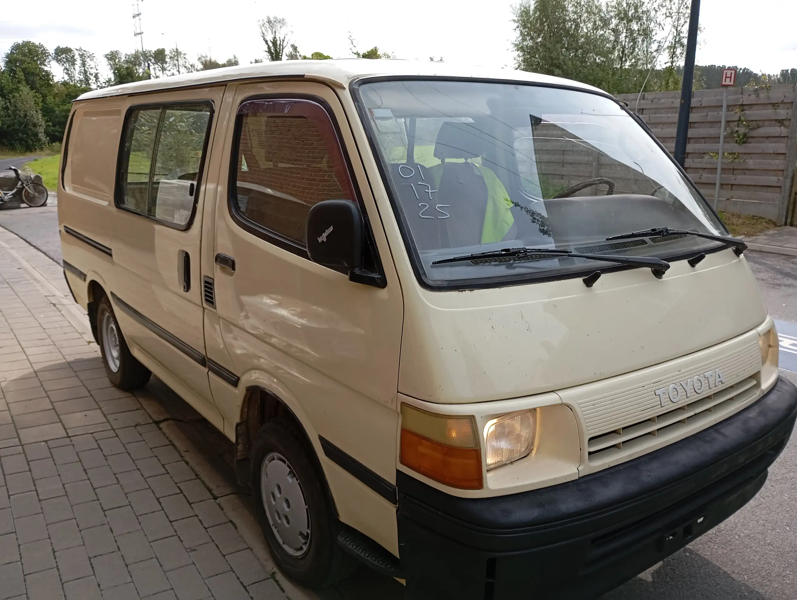 Toyota - Hiace