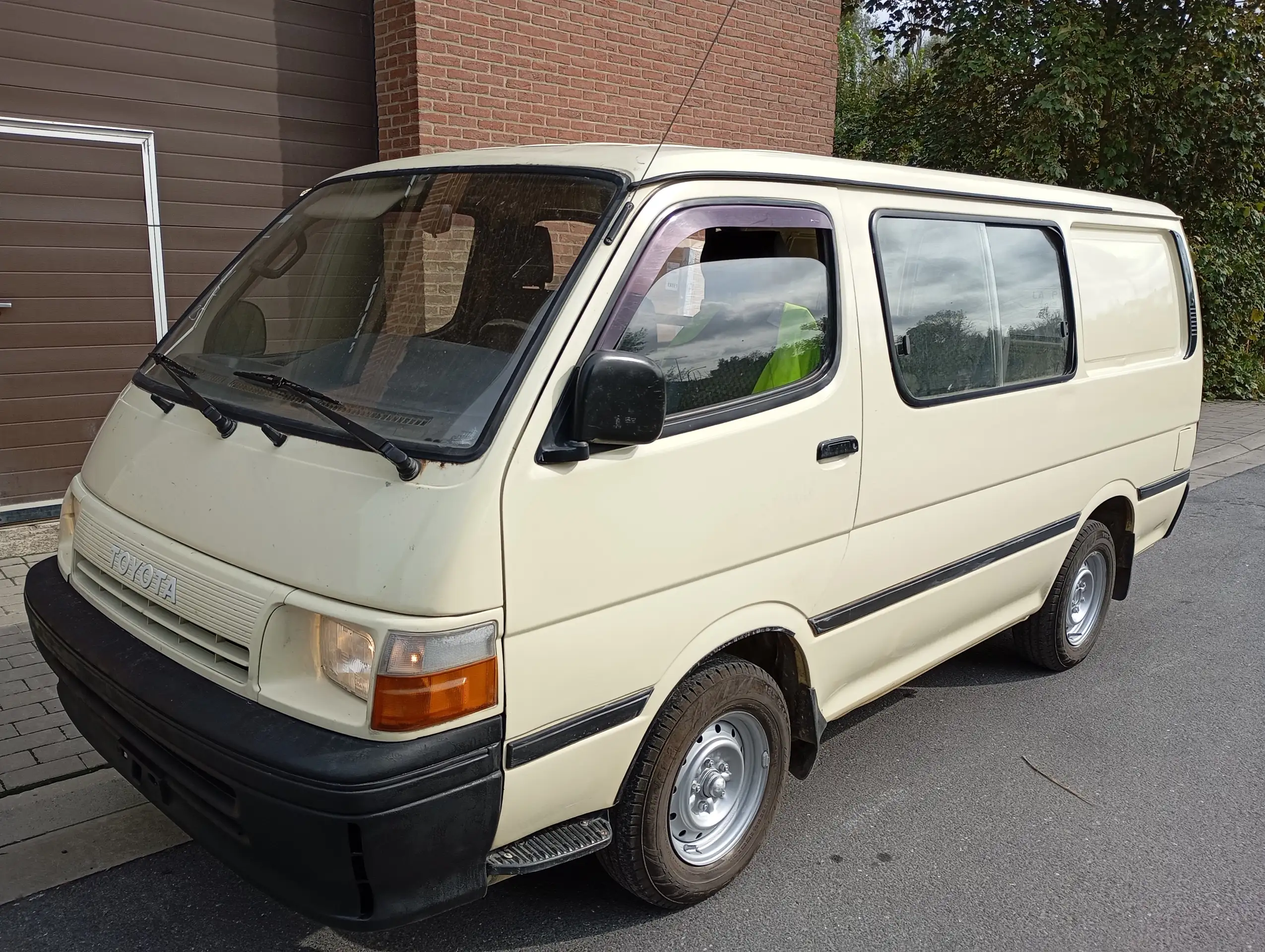 Toyota - Hiace