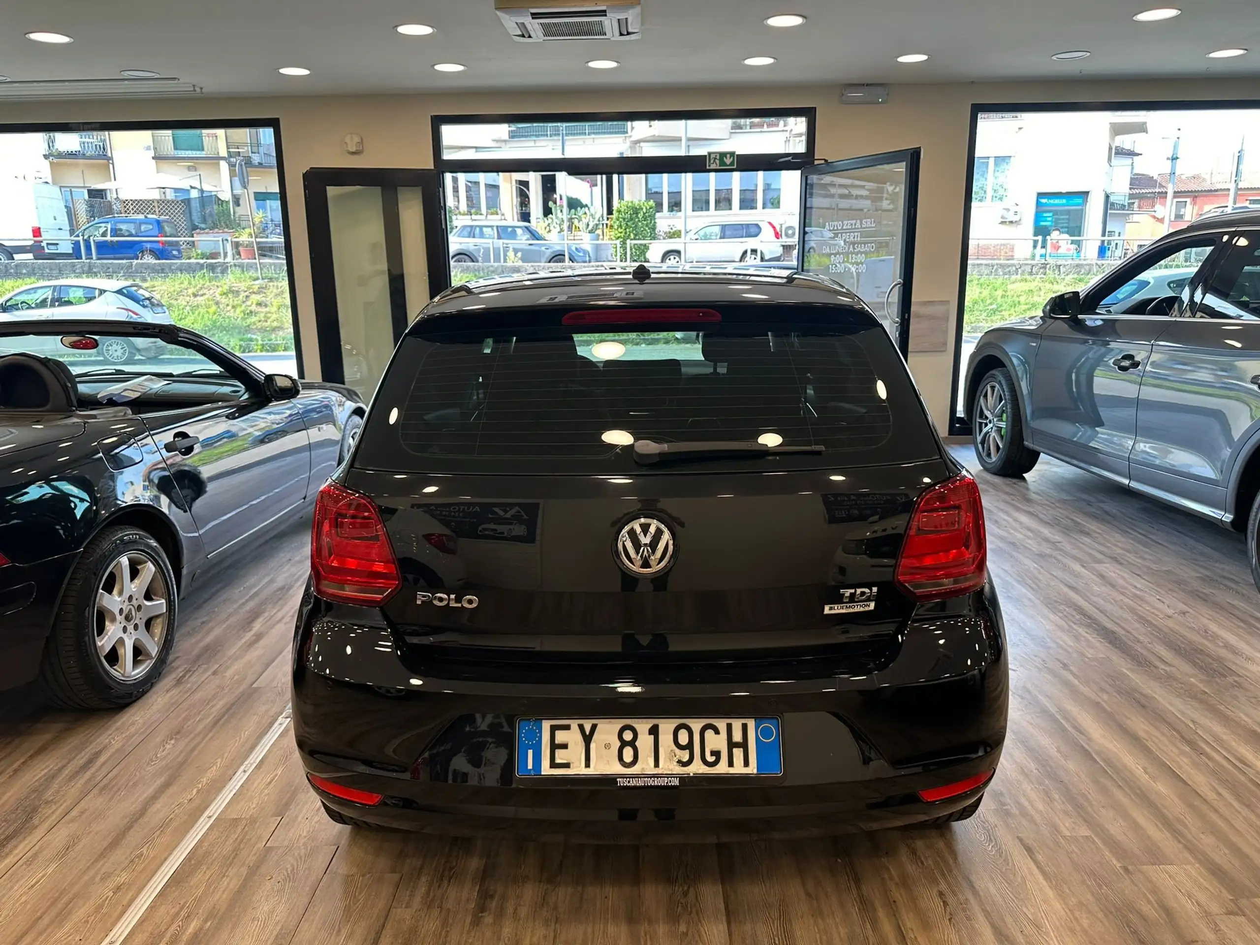 Volkswagen - Polo