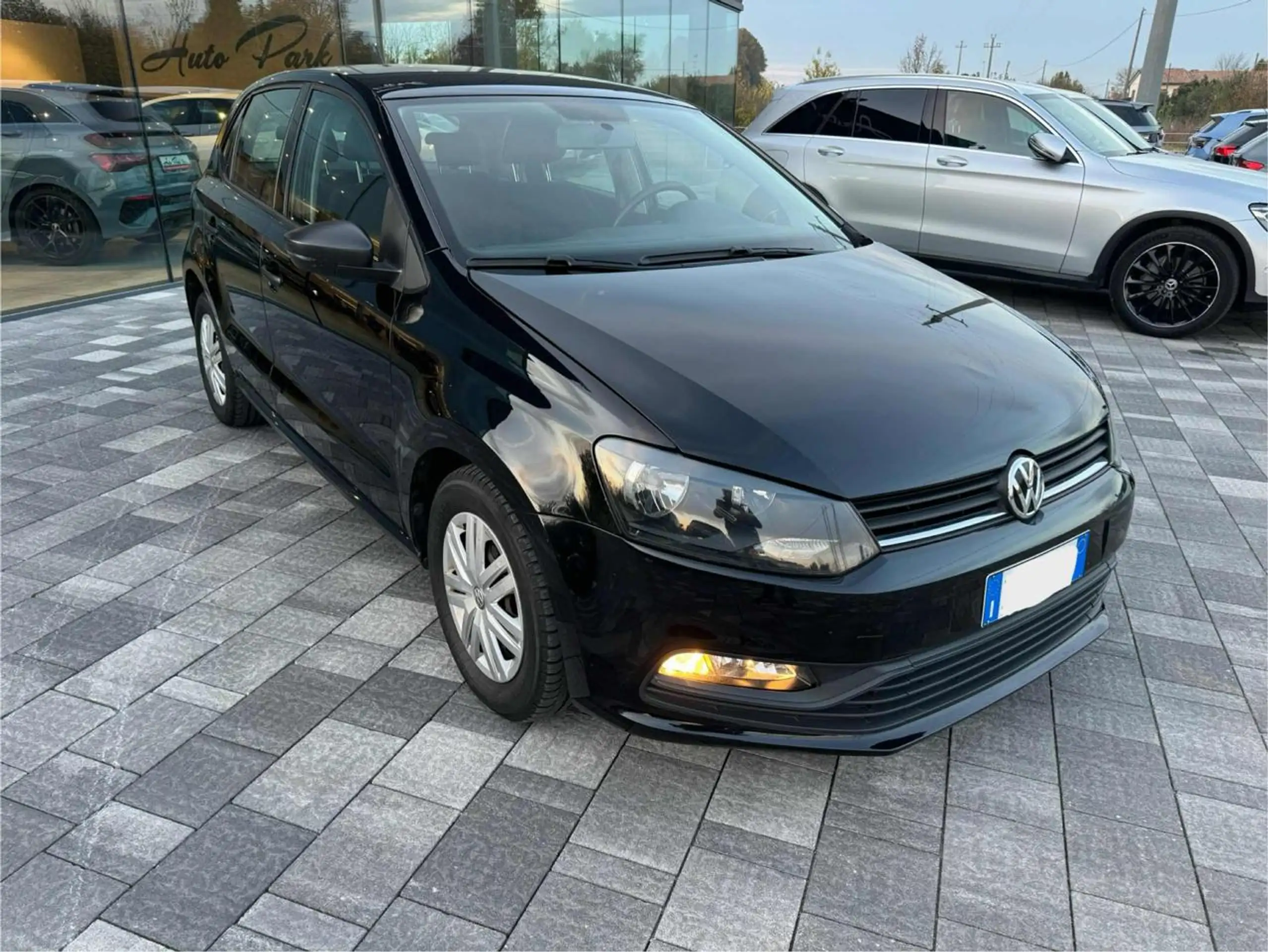 Volkswagen - Polo