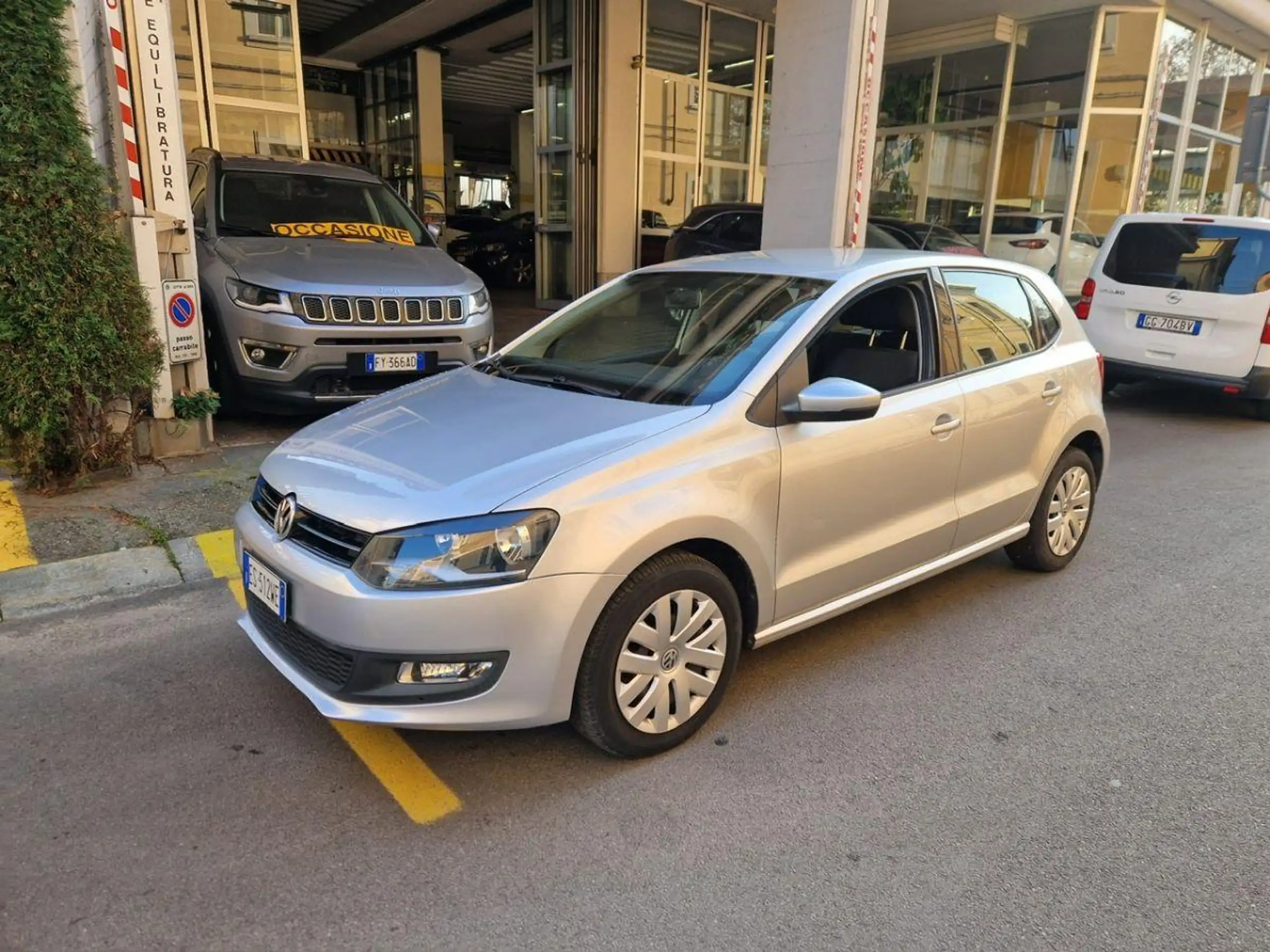 Volkswagen - Polo