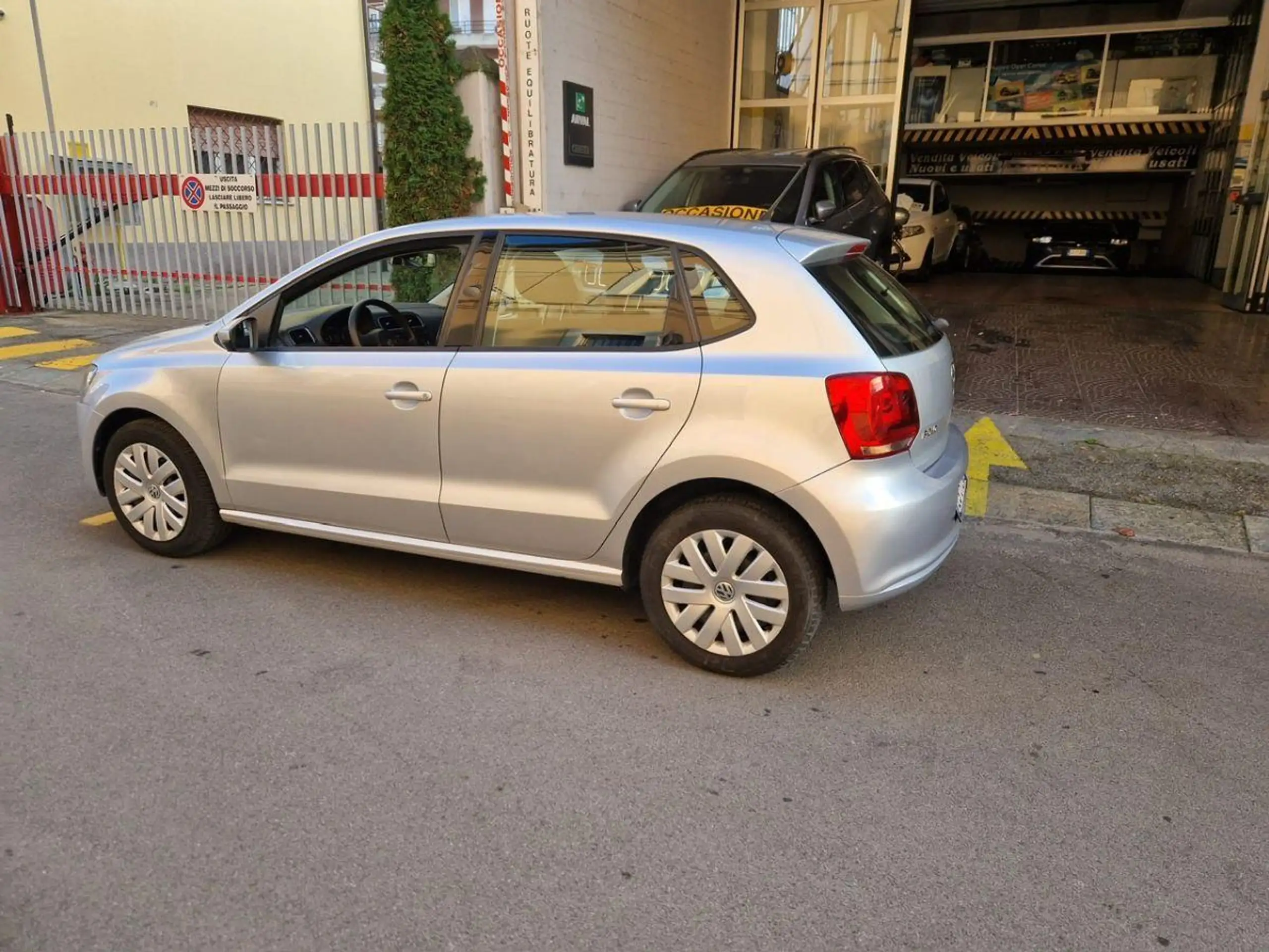 Volkswagen - Polo