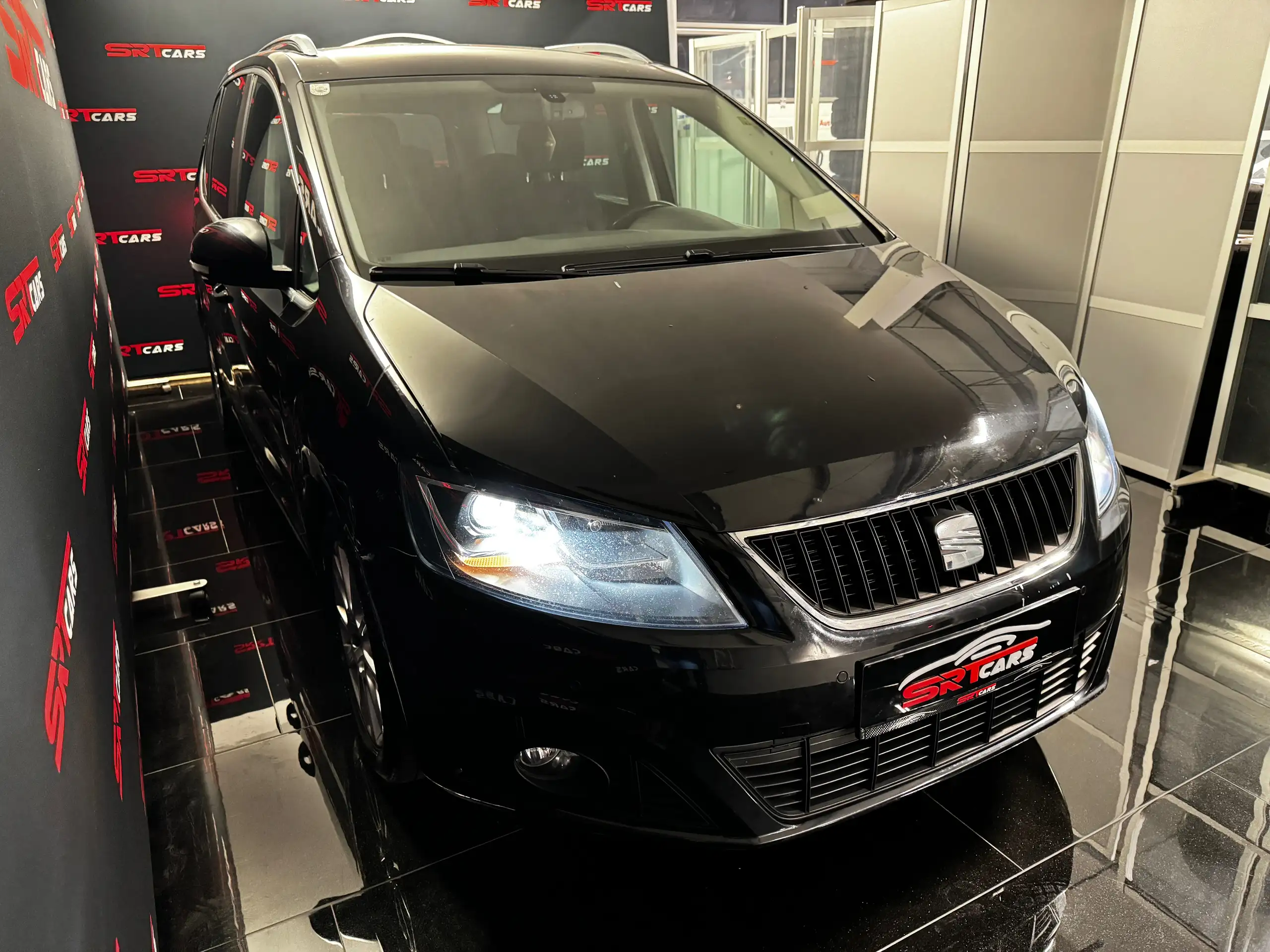 SEAT - Alhambra