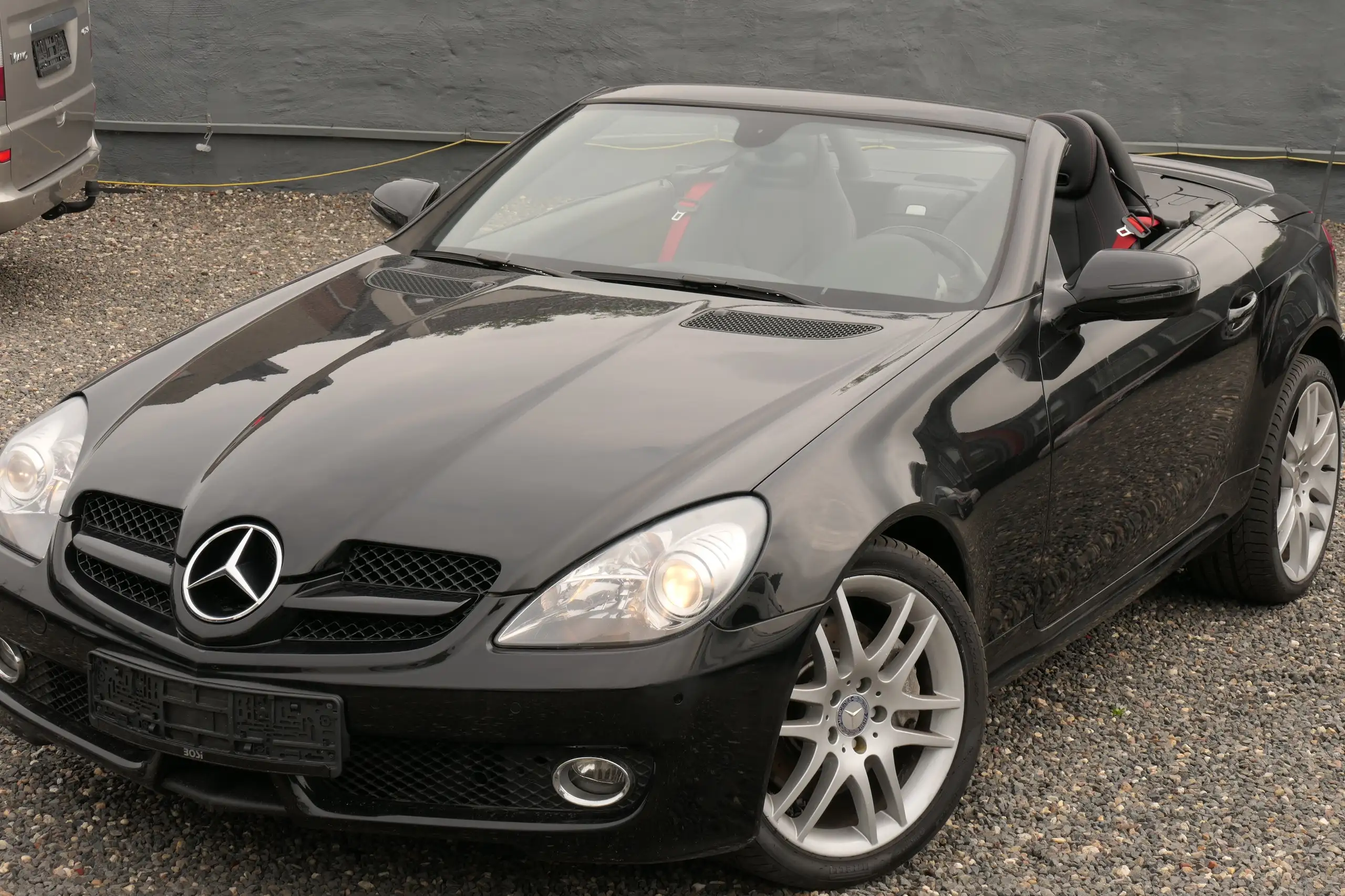 Mercedes-Benz - SLK 200