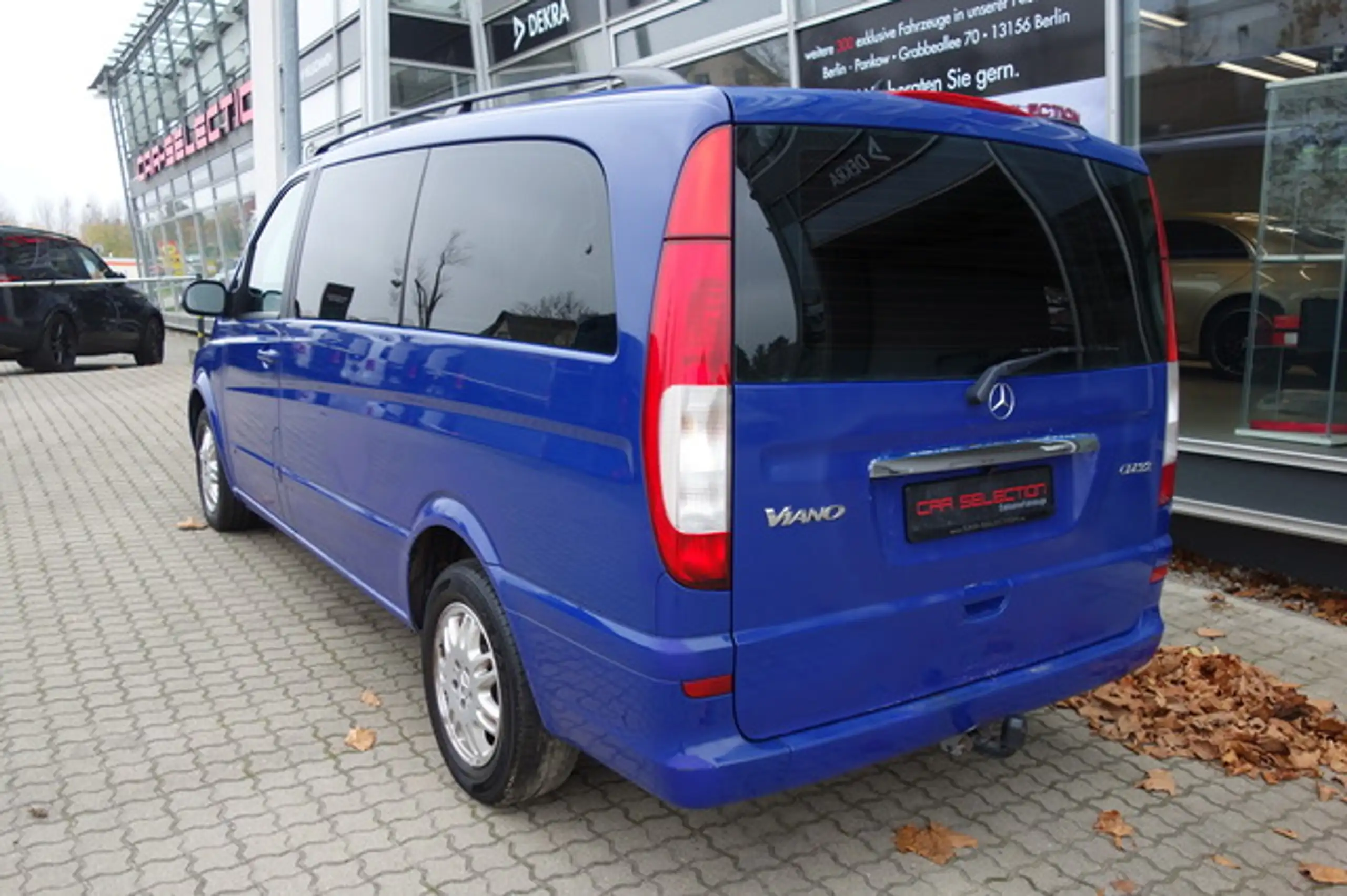 Mercedes-Benz - Viano