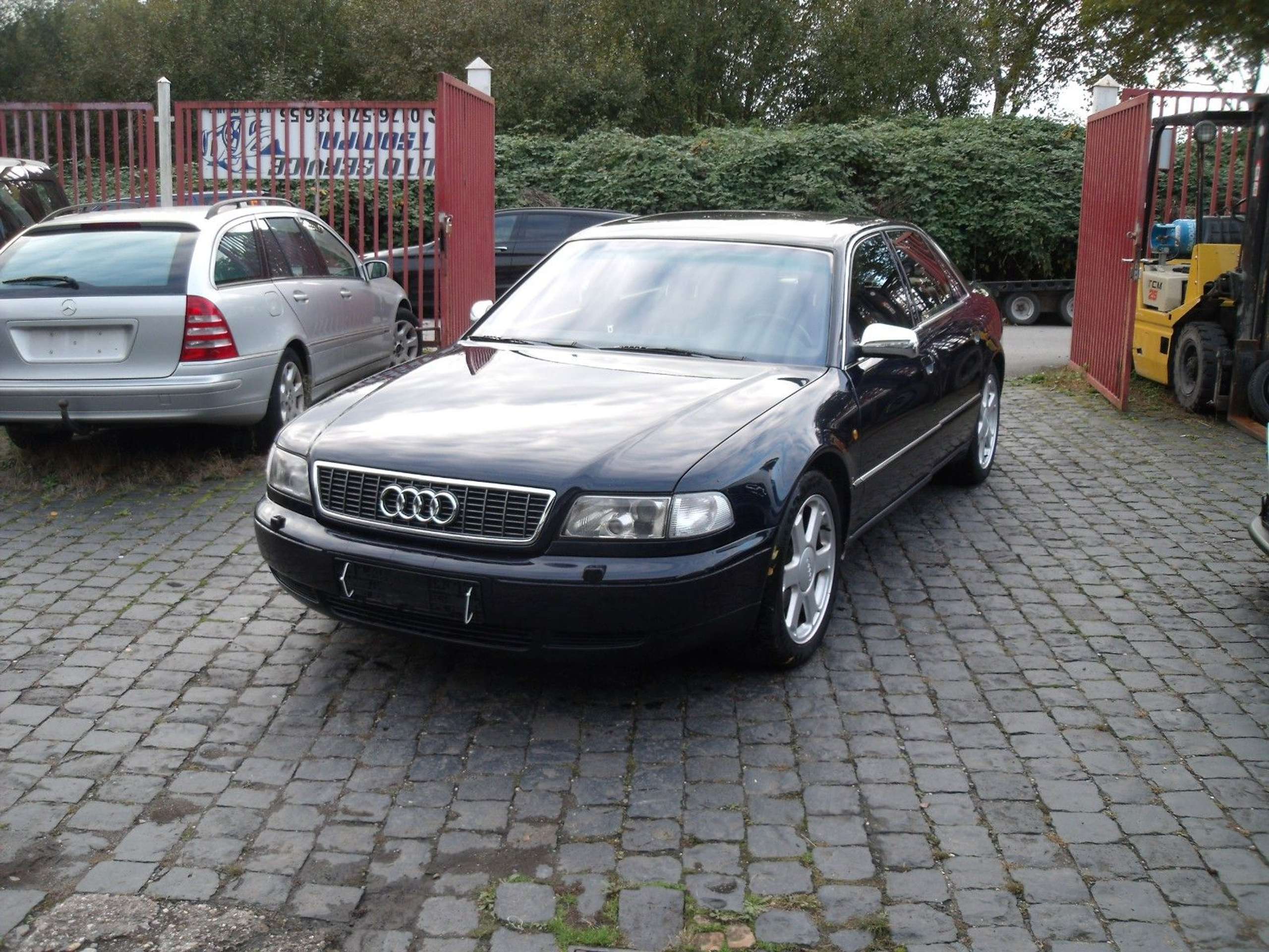 Audi - S8