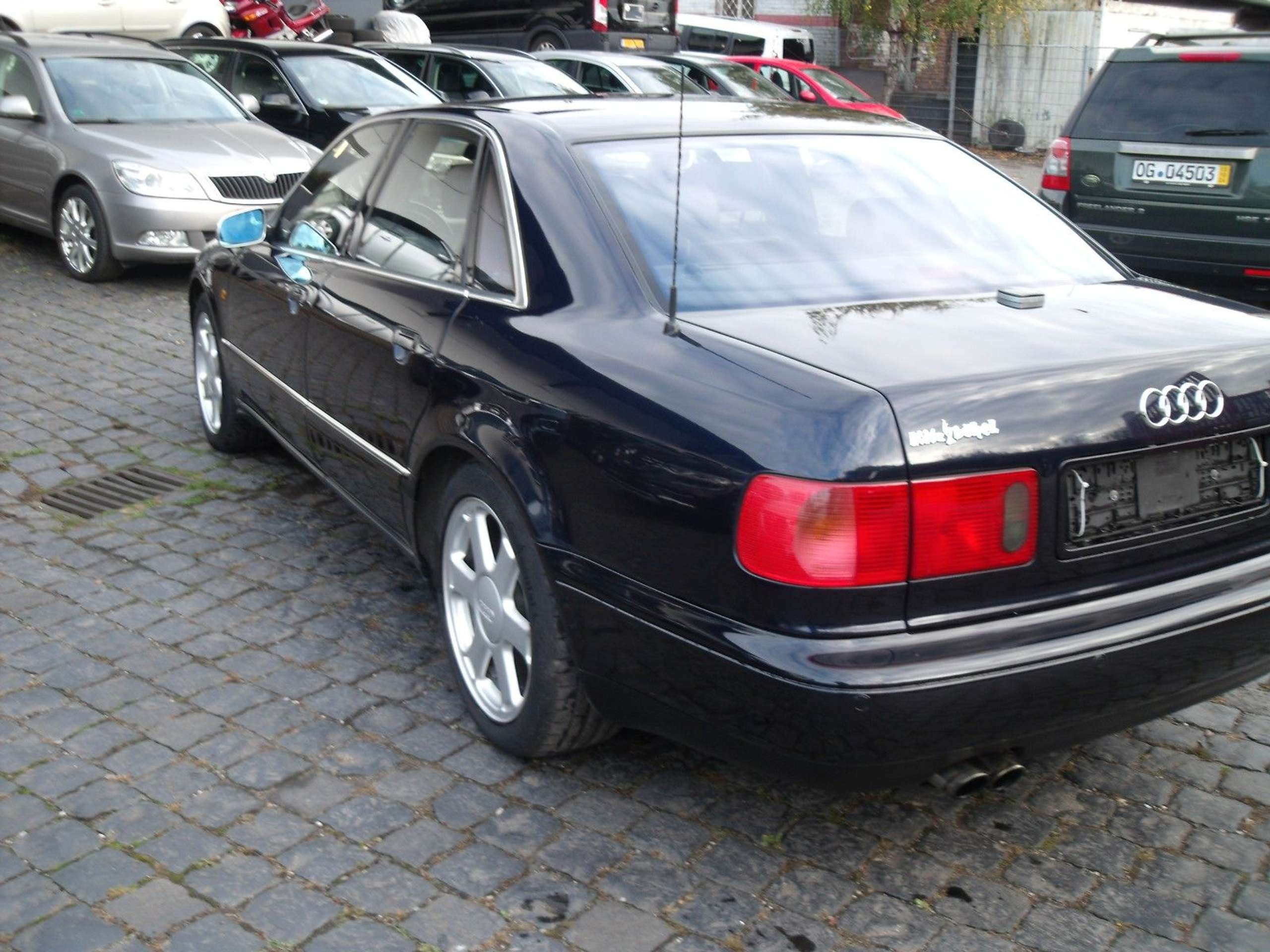 Audi - S8