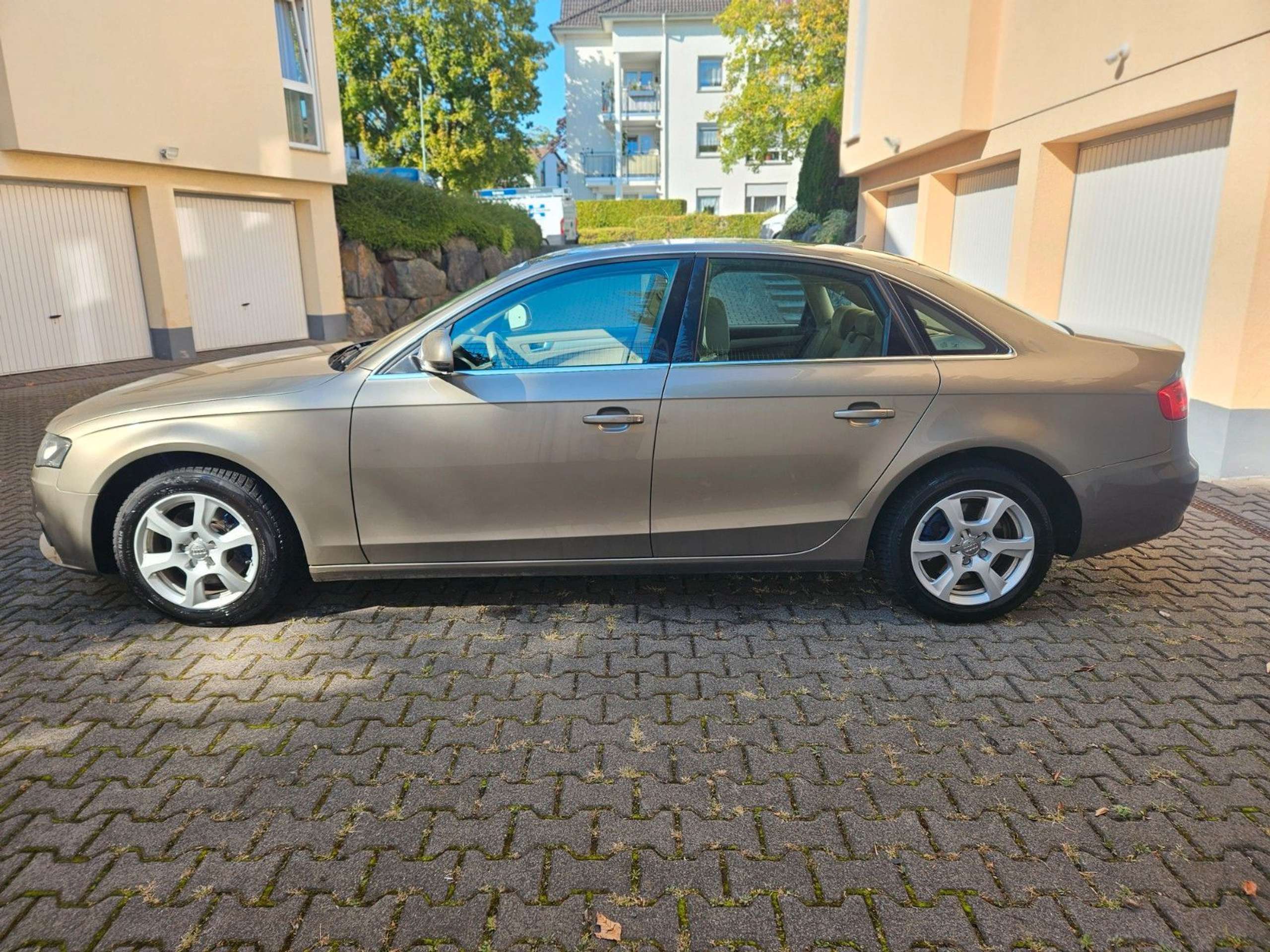 Audi - A4