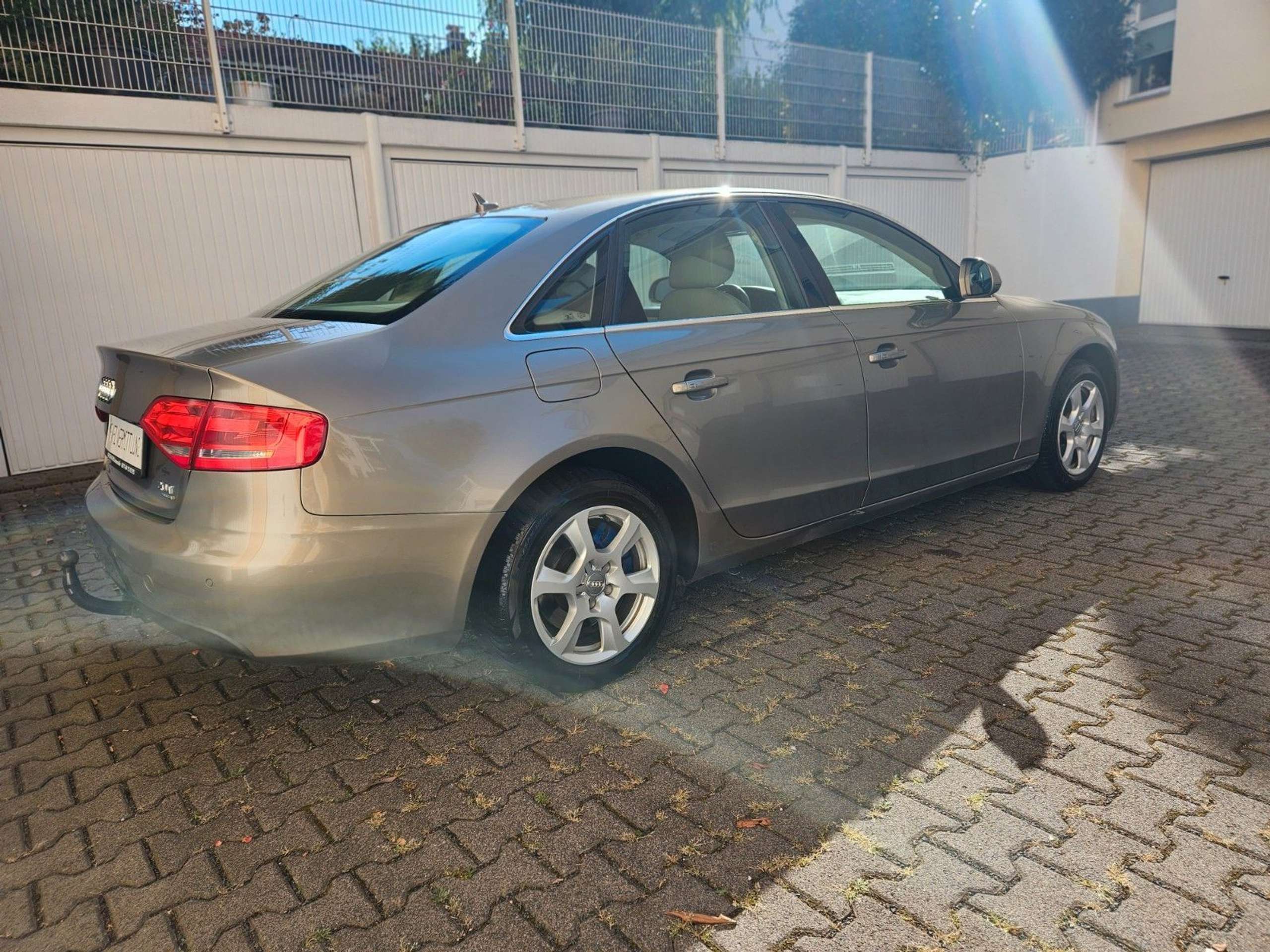 Audi - A4