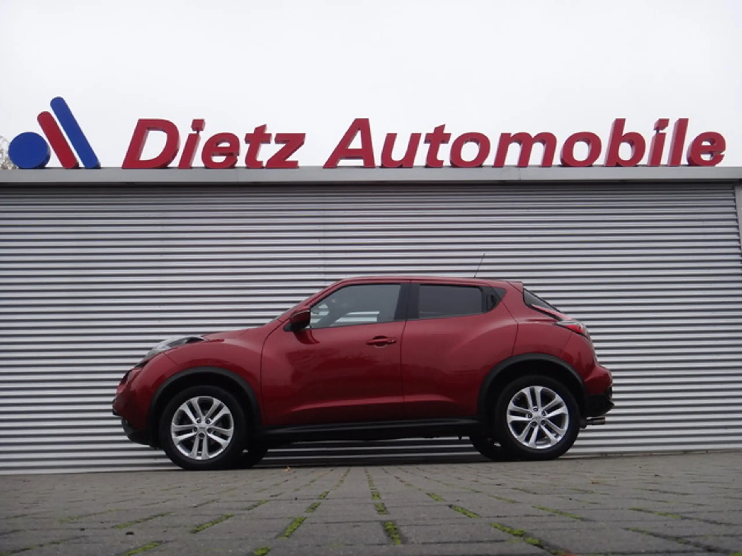 Nissan - Juke