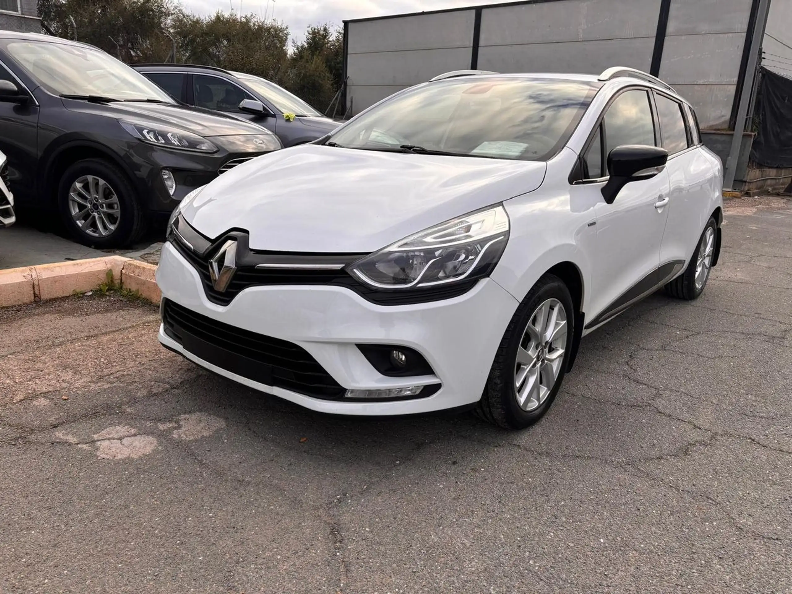 Renault - Clio