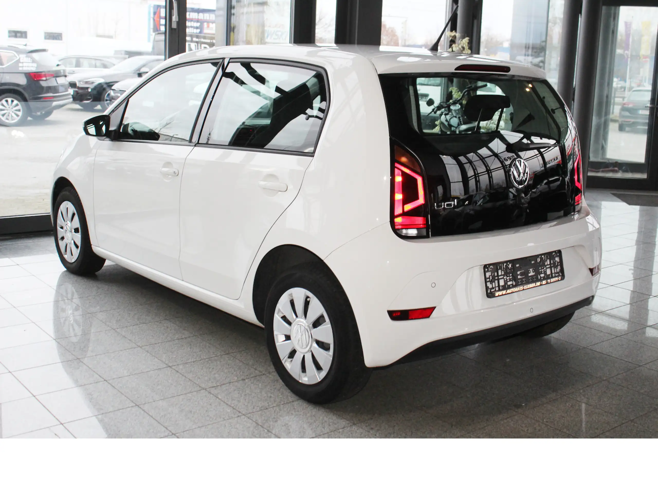 Volkswagen - up!