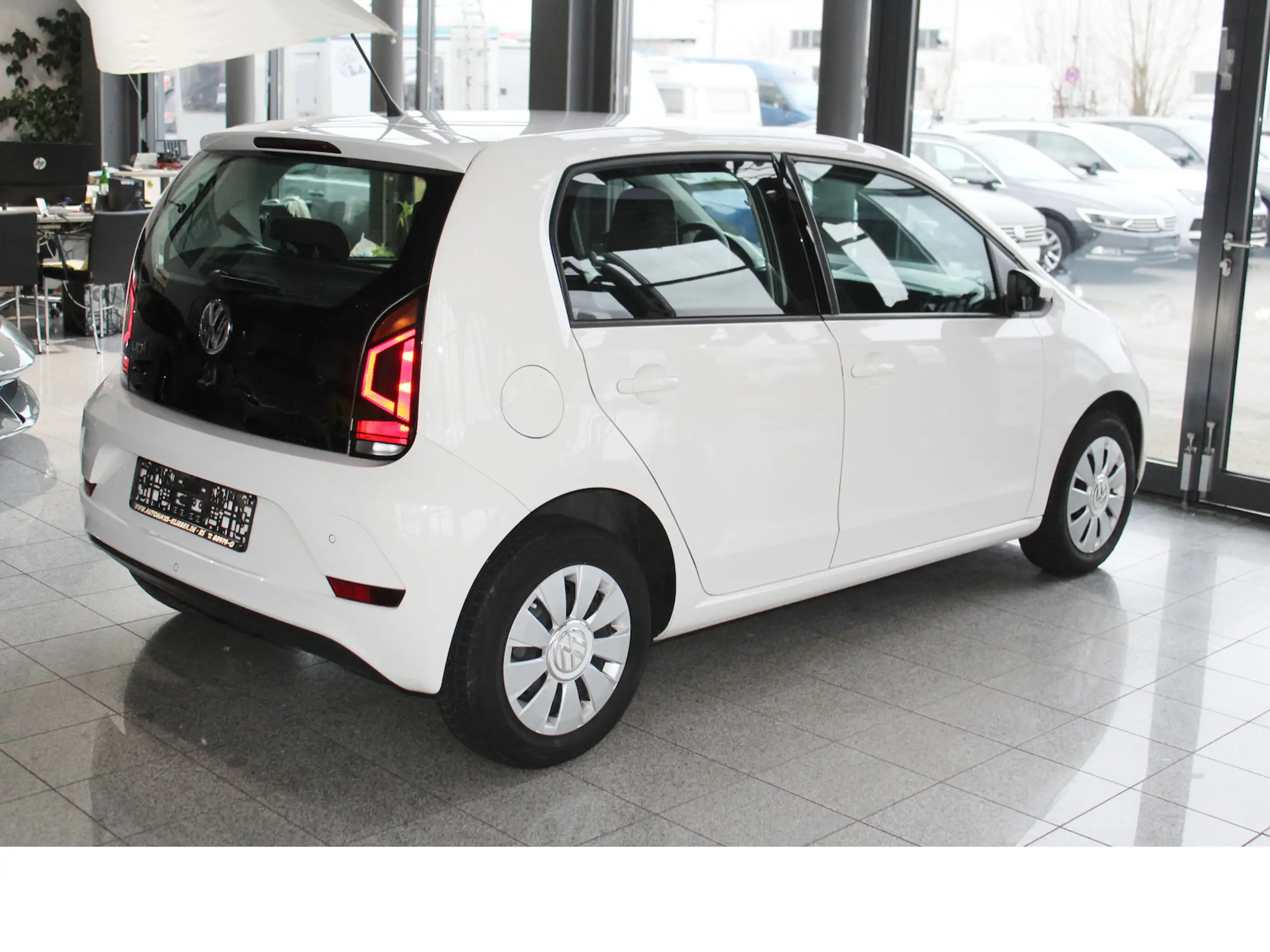 Volkswagen - up!