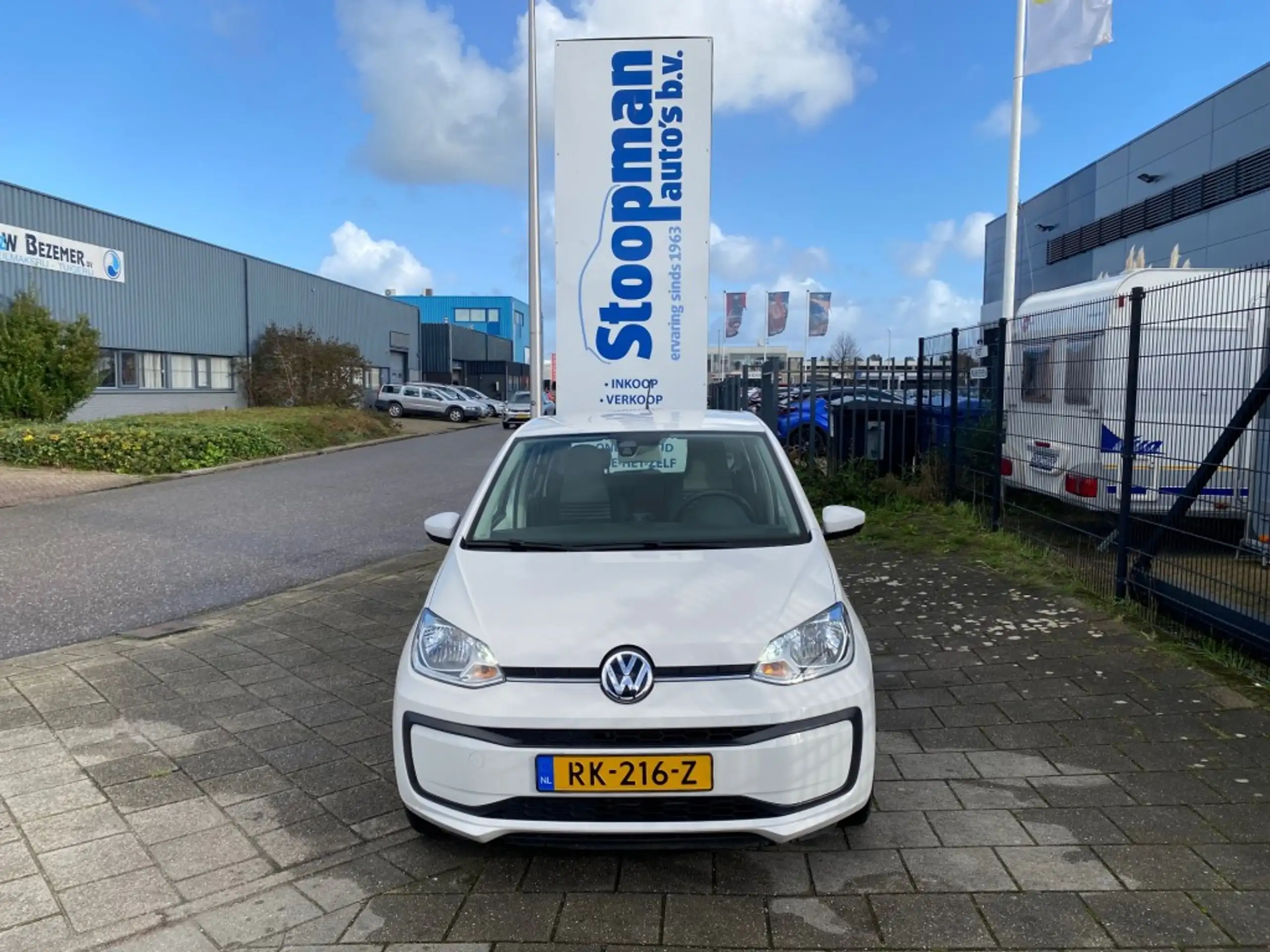 Volkswagen - up!