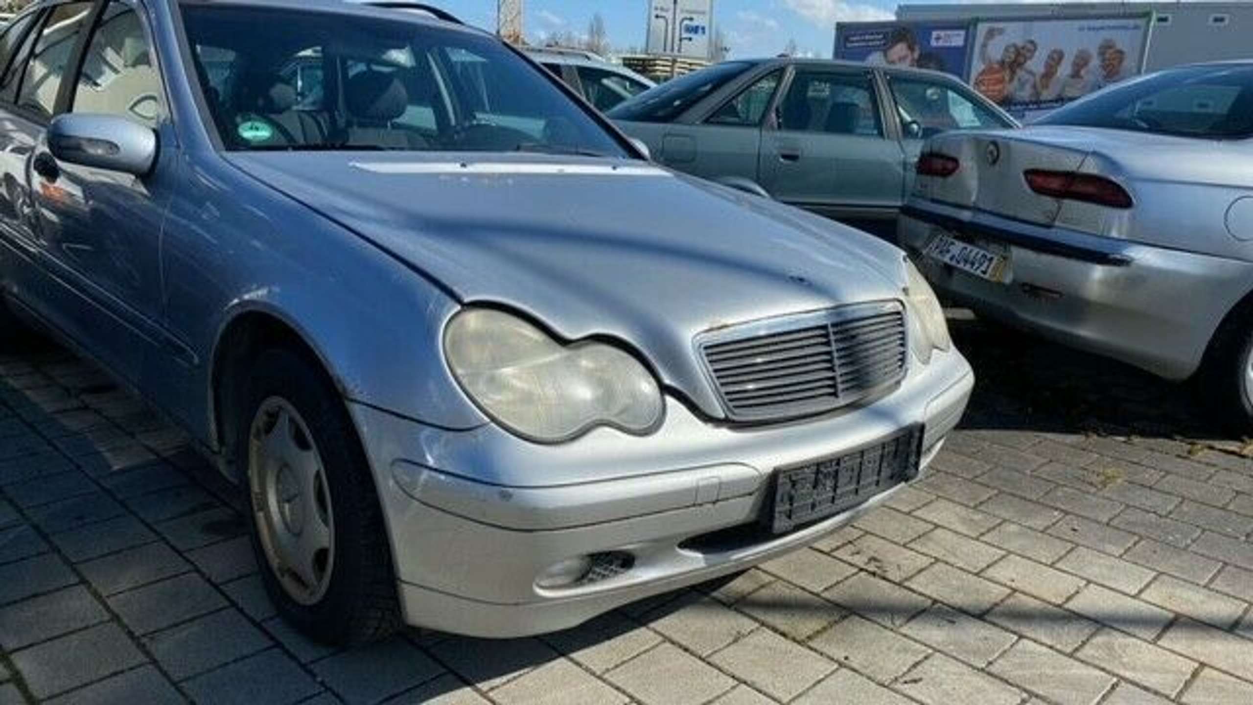 Mercedes-Benz - C 180