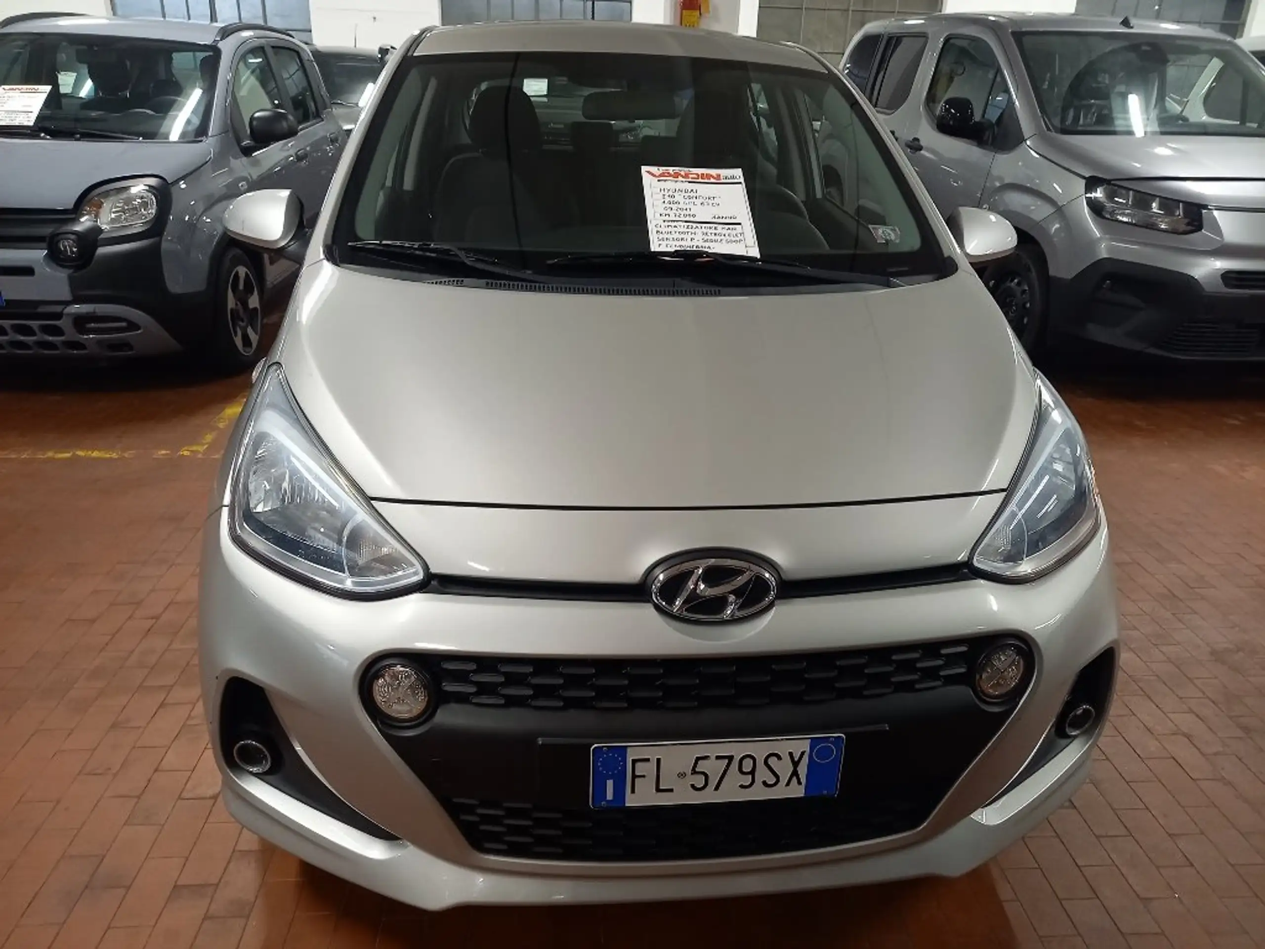 Hyundai - i10