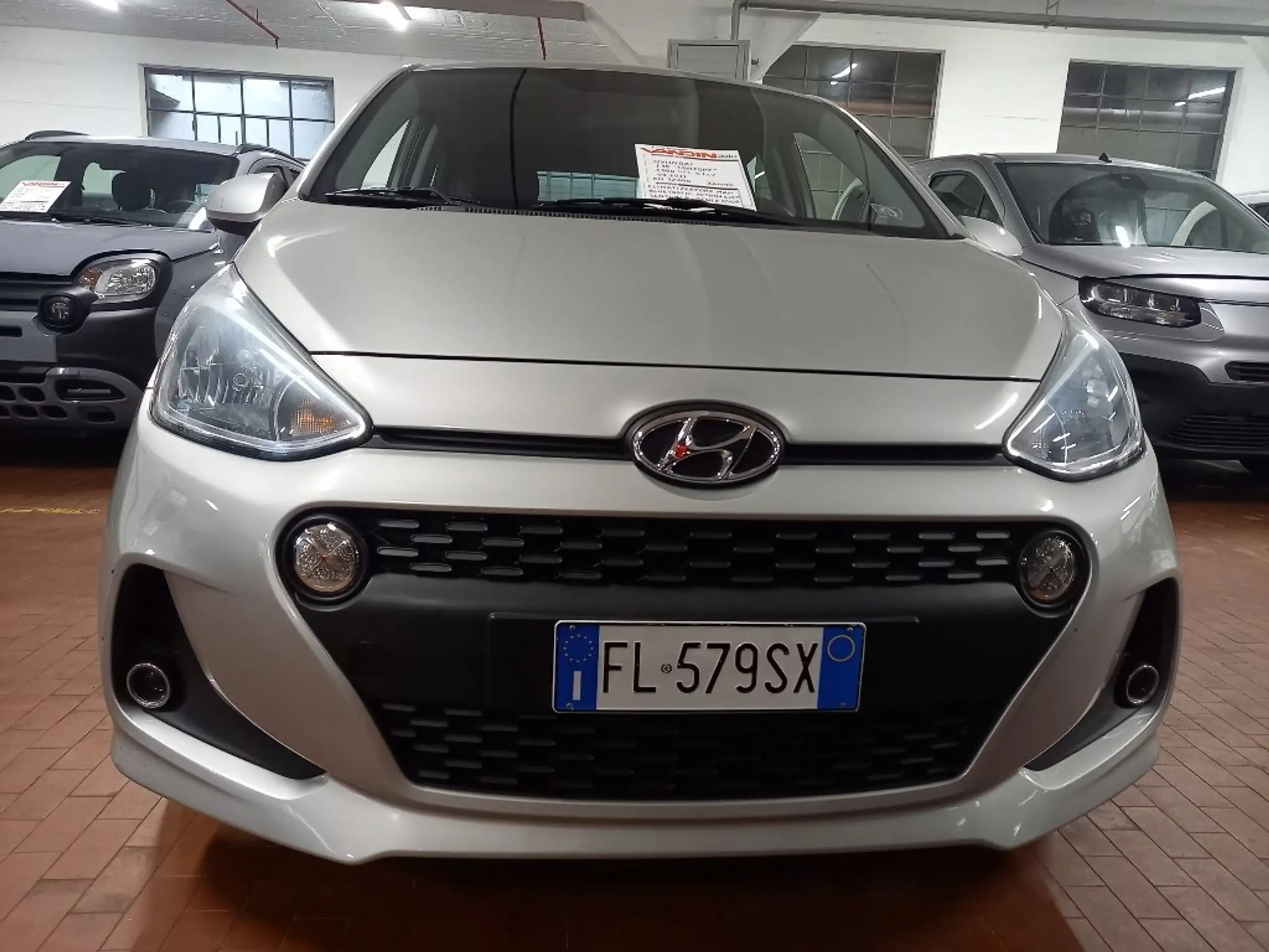 Hyundai - i10