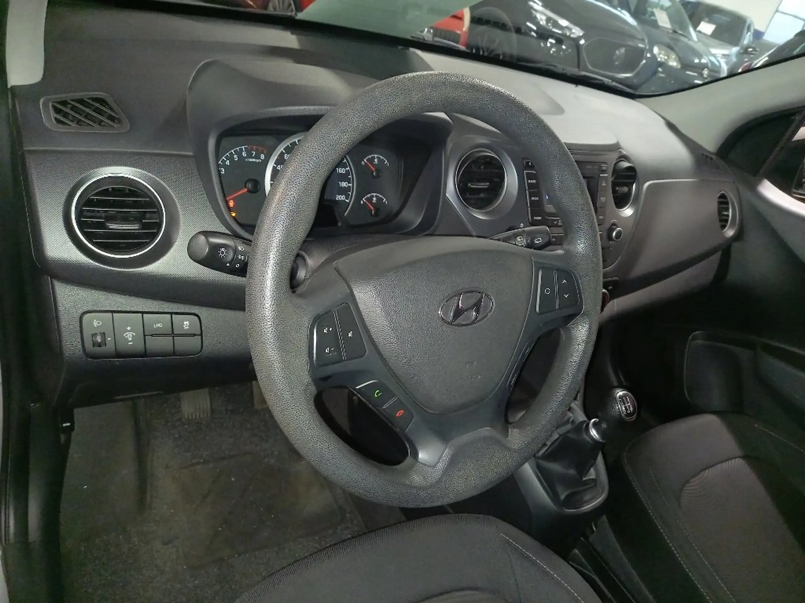 Hyundai - i10