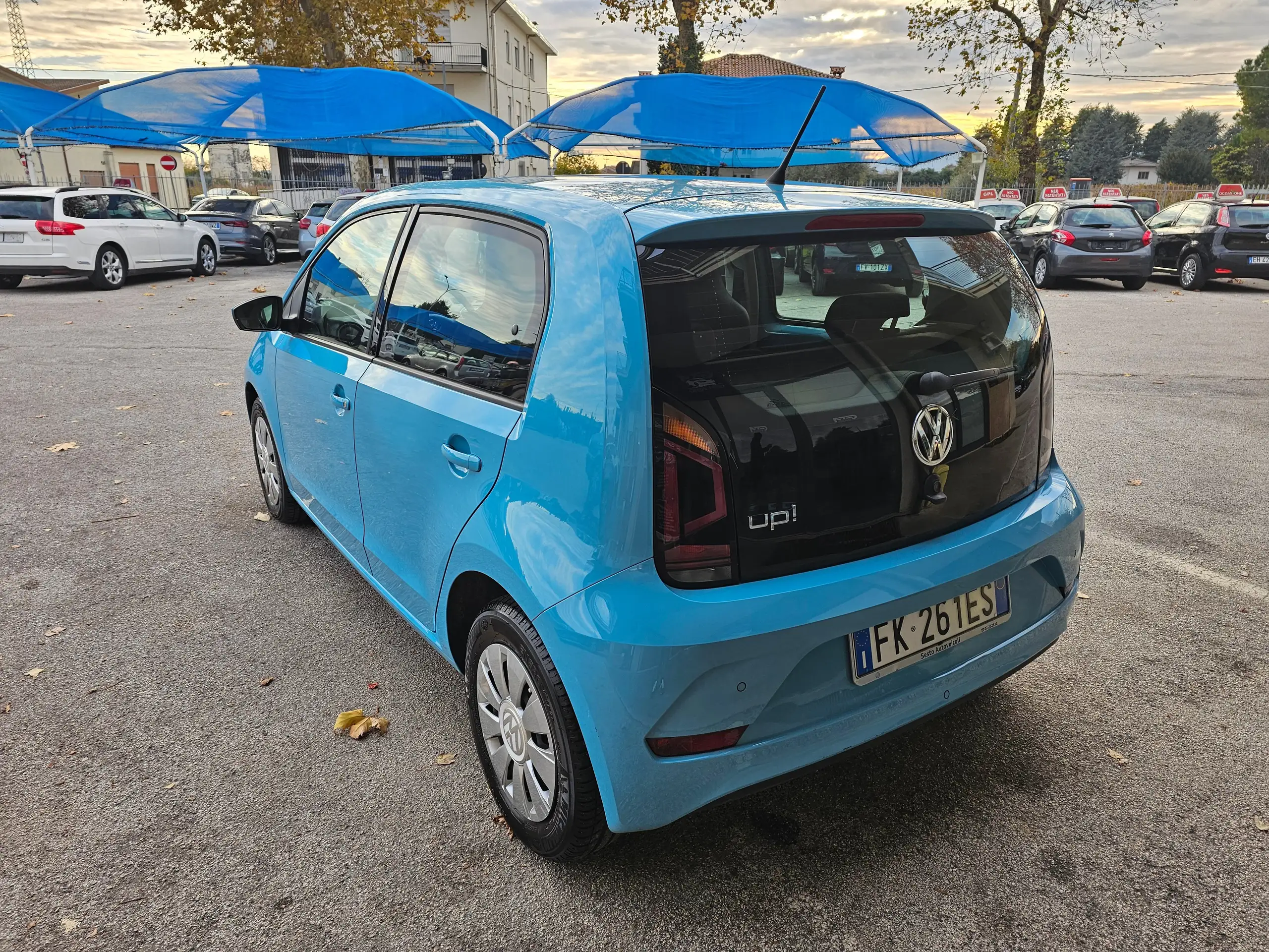 Volkswagen - up!