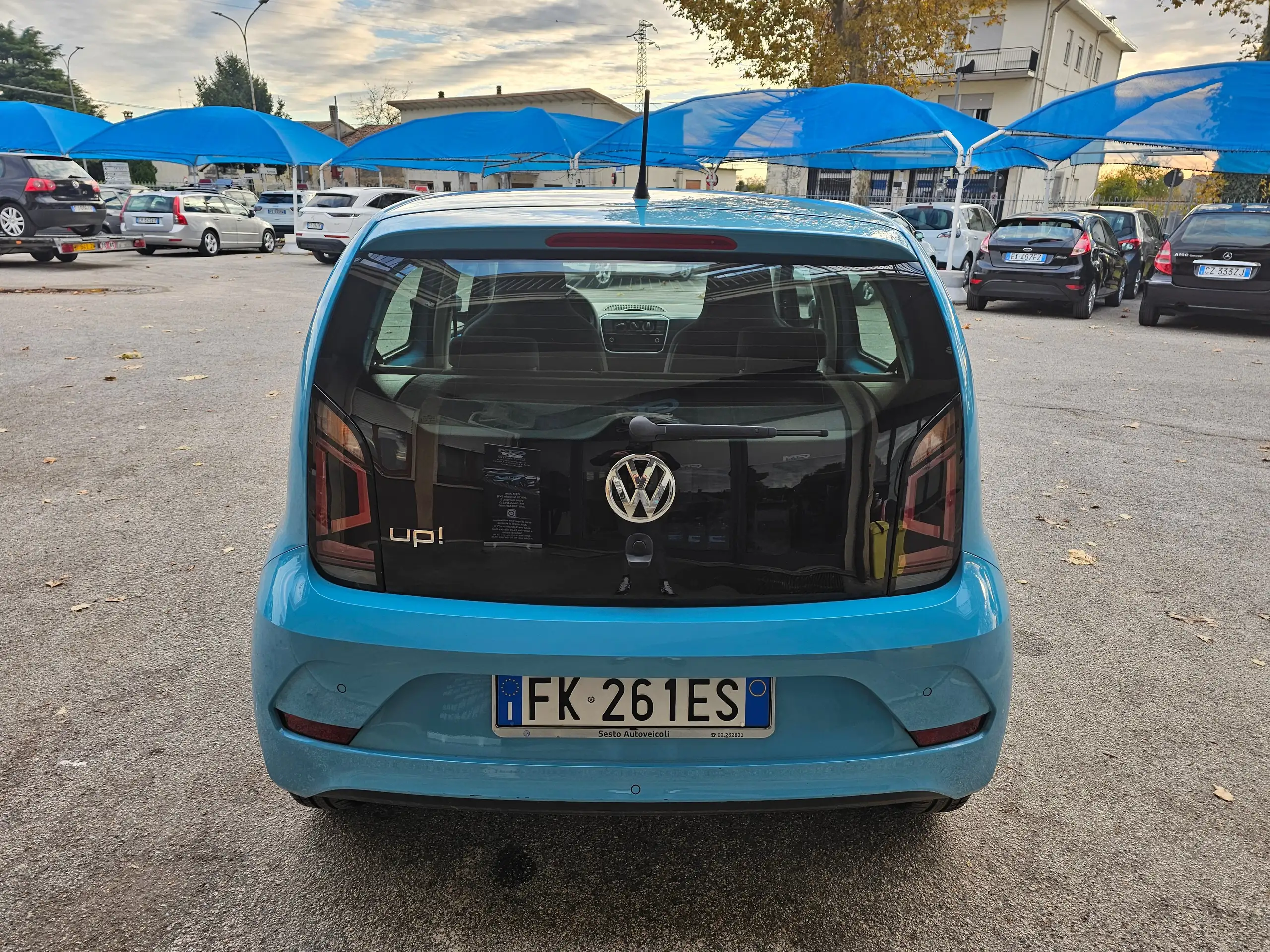 Volkswagen - up!