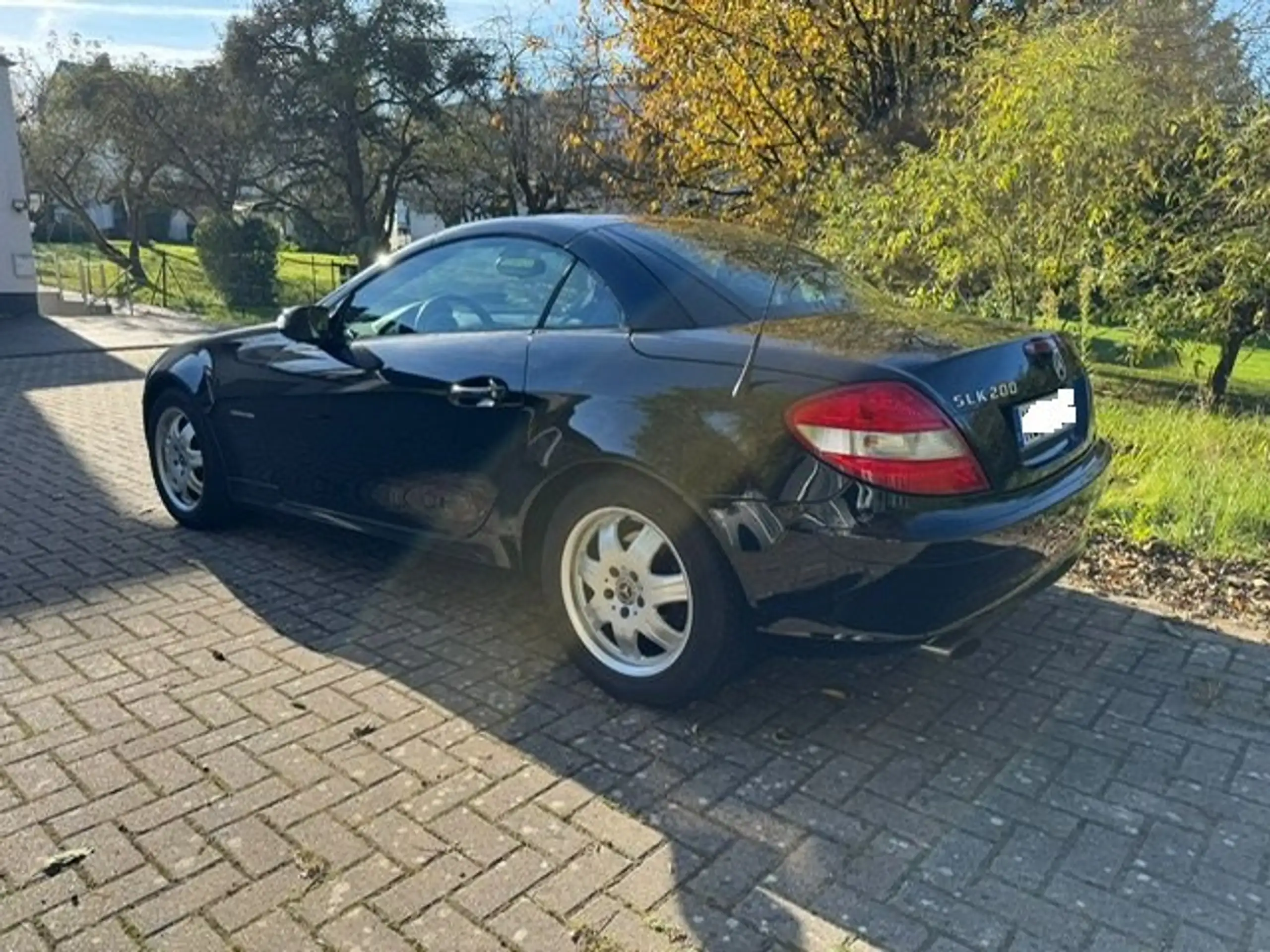 Mercedes-Benz - SLK 200