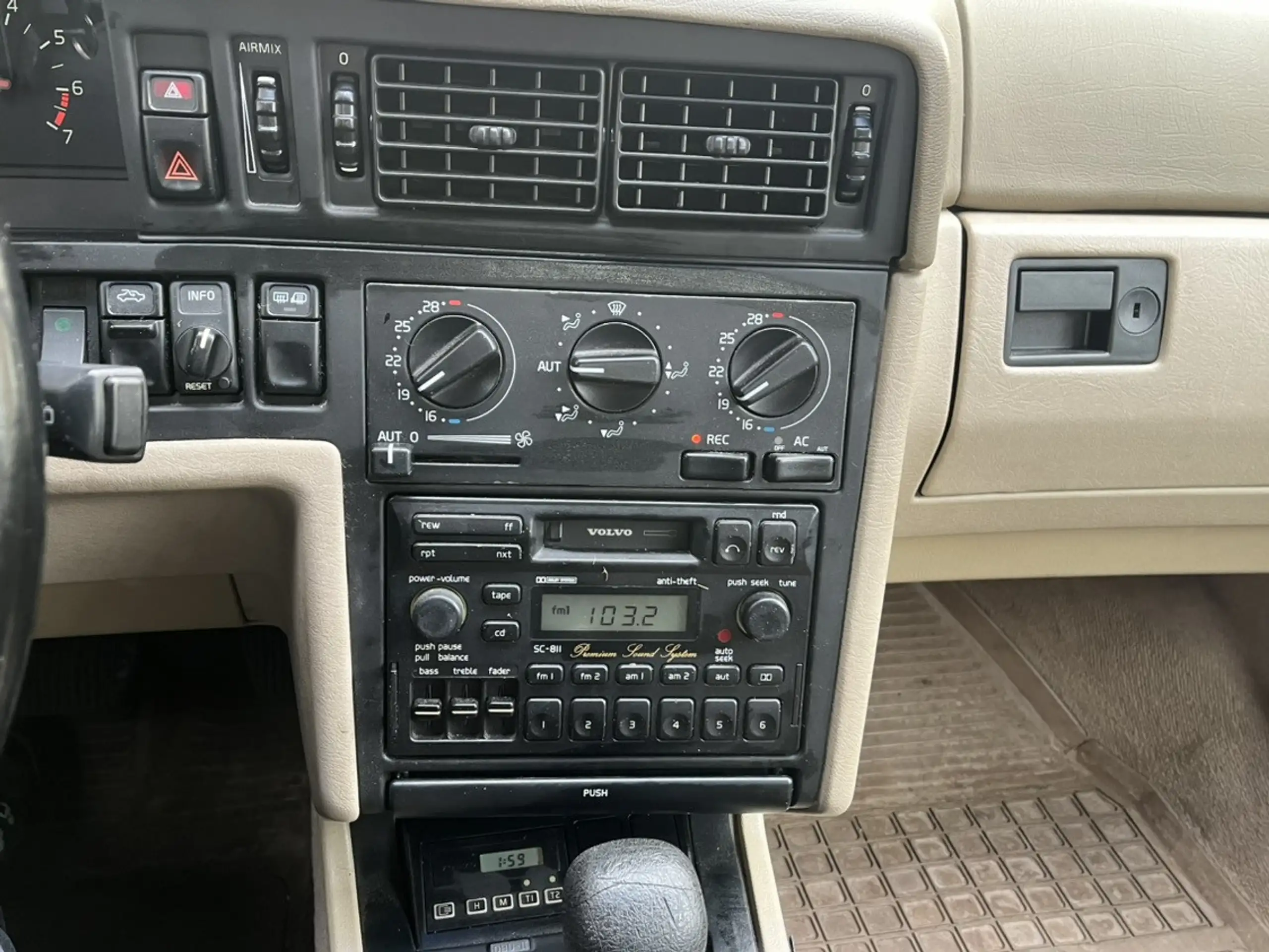 Volvo - 850